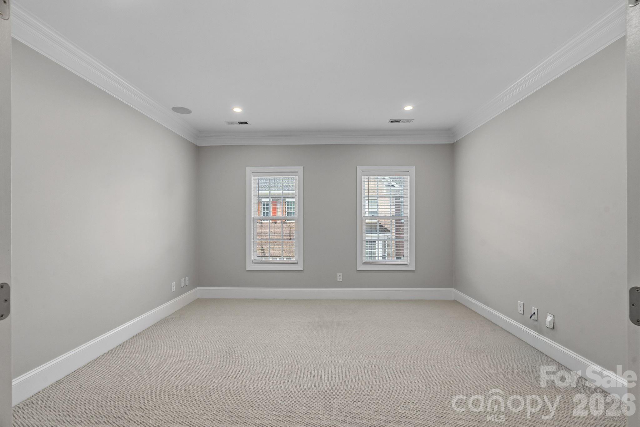 6415 Wakehurst Road — Charlotte