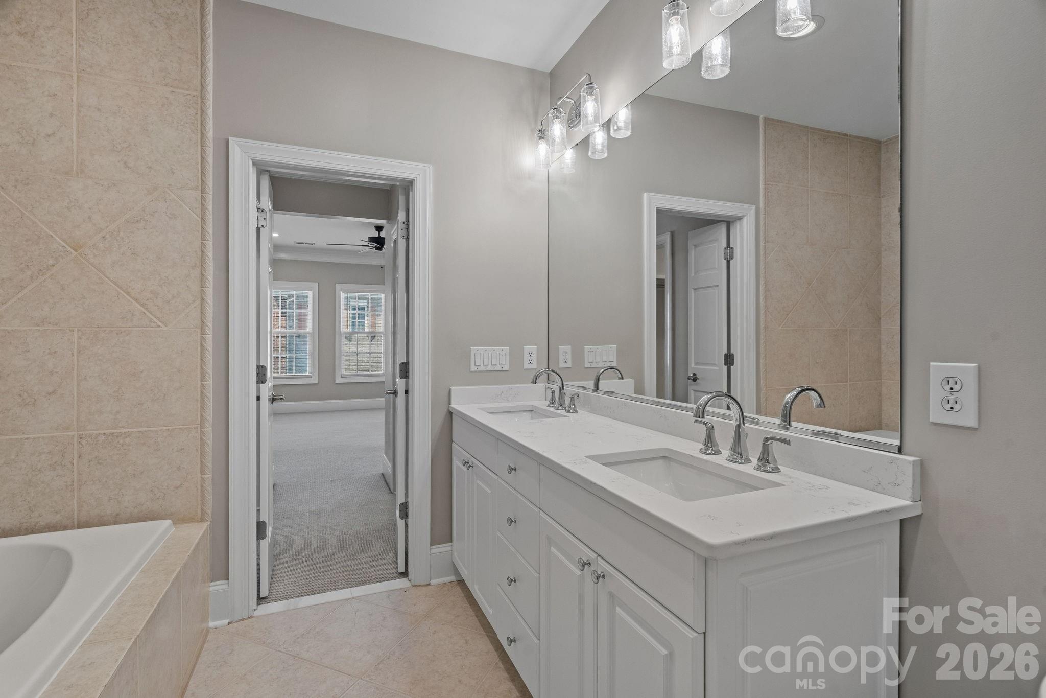 6415 Wakehurst Road — Charlotte