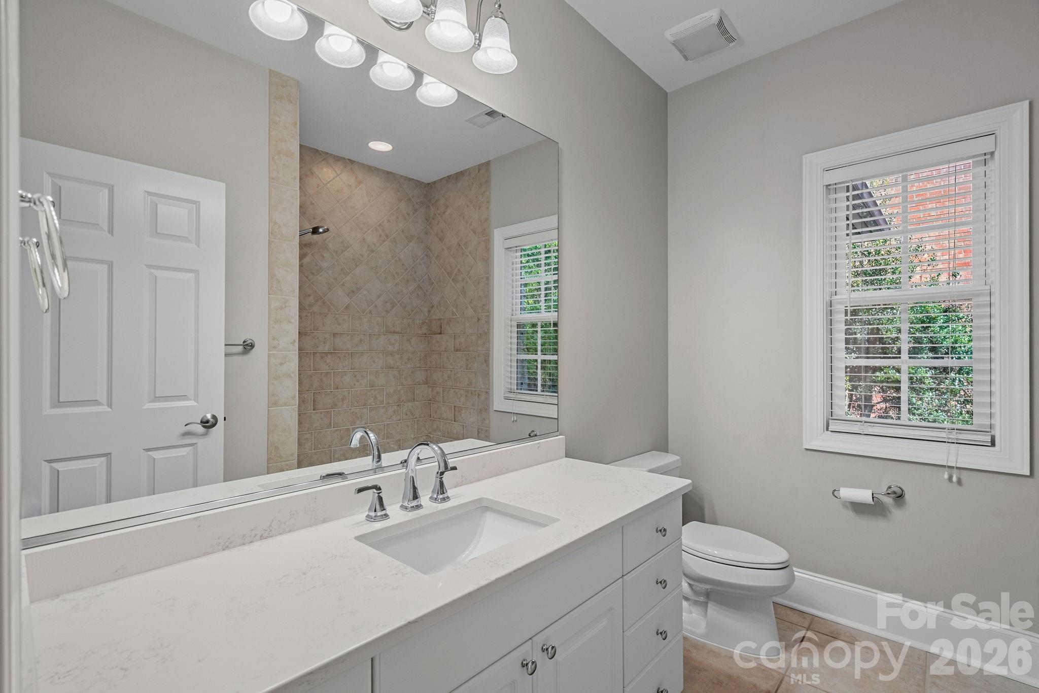 6415 Wakehurst Road — Charlotte
