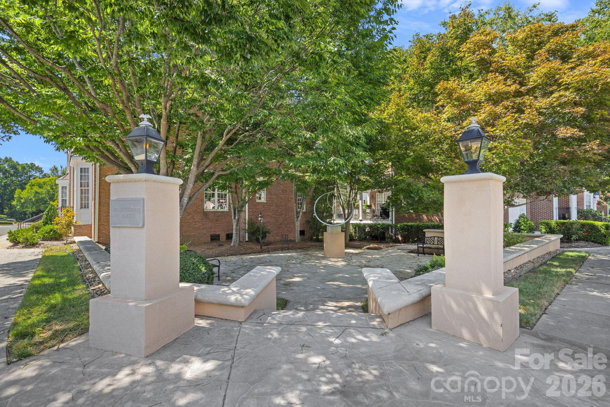 6415 Wakehurst Road — Charlotte