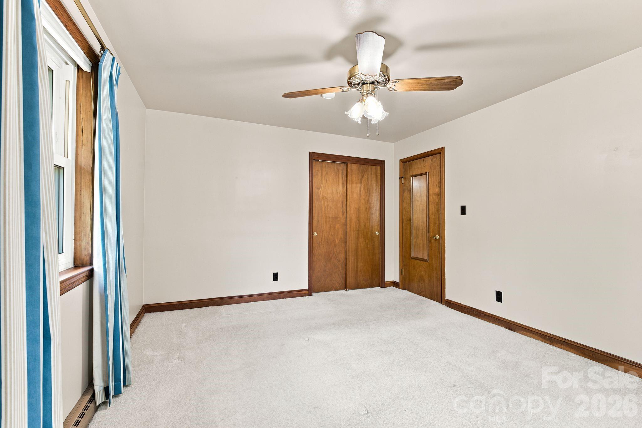 469 Sunset Drive — Winston Salem