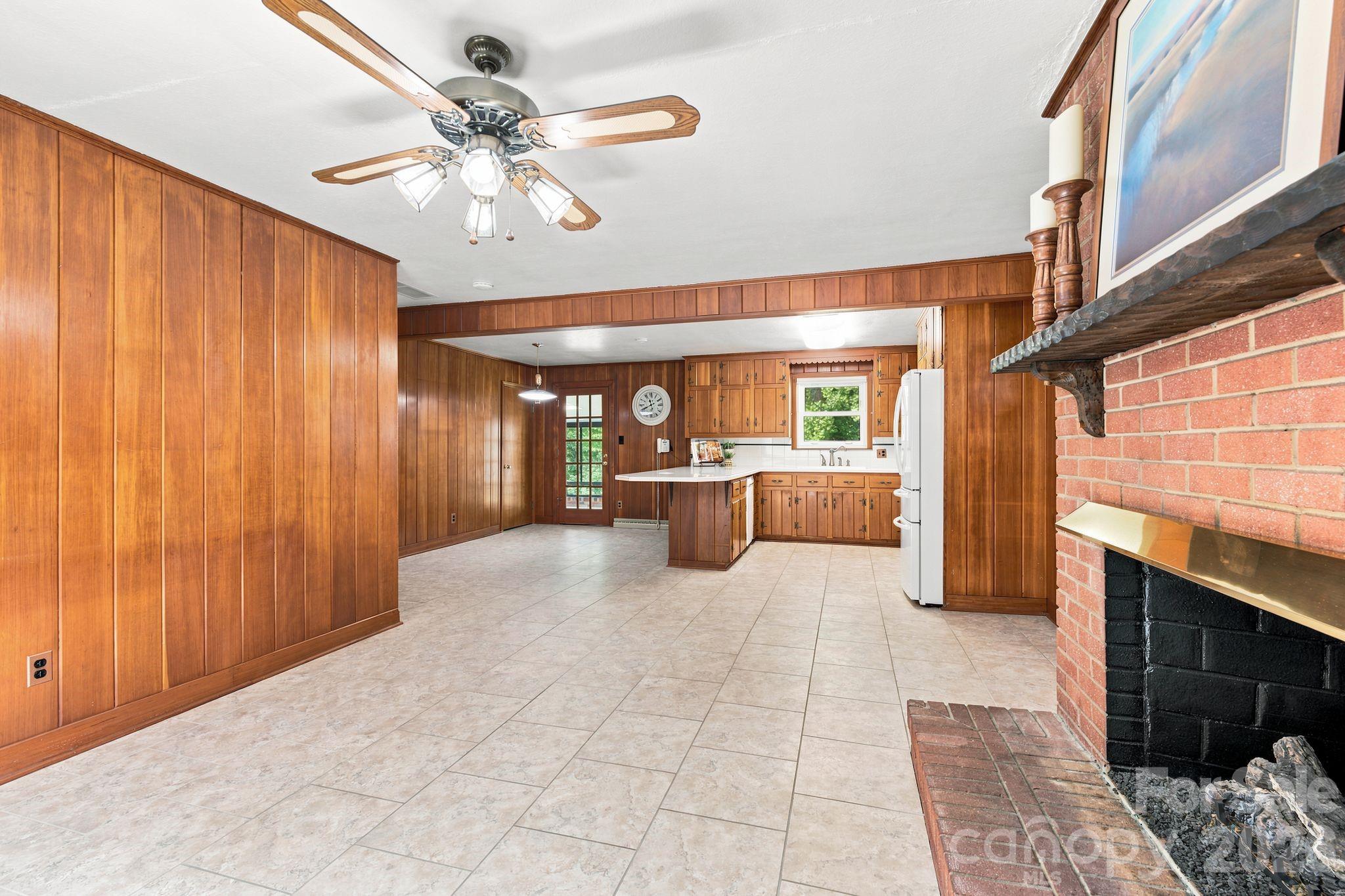 469 Sunset Drive — Winston Salem