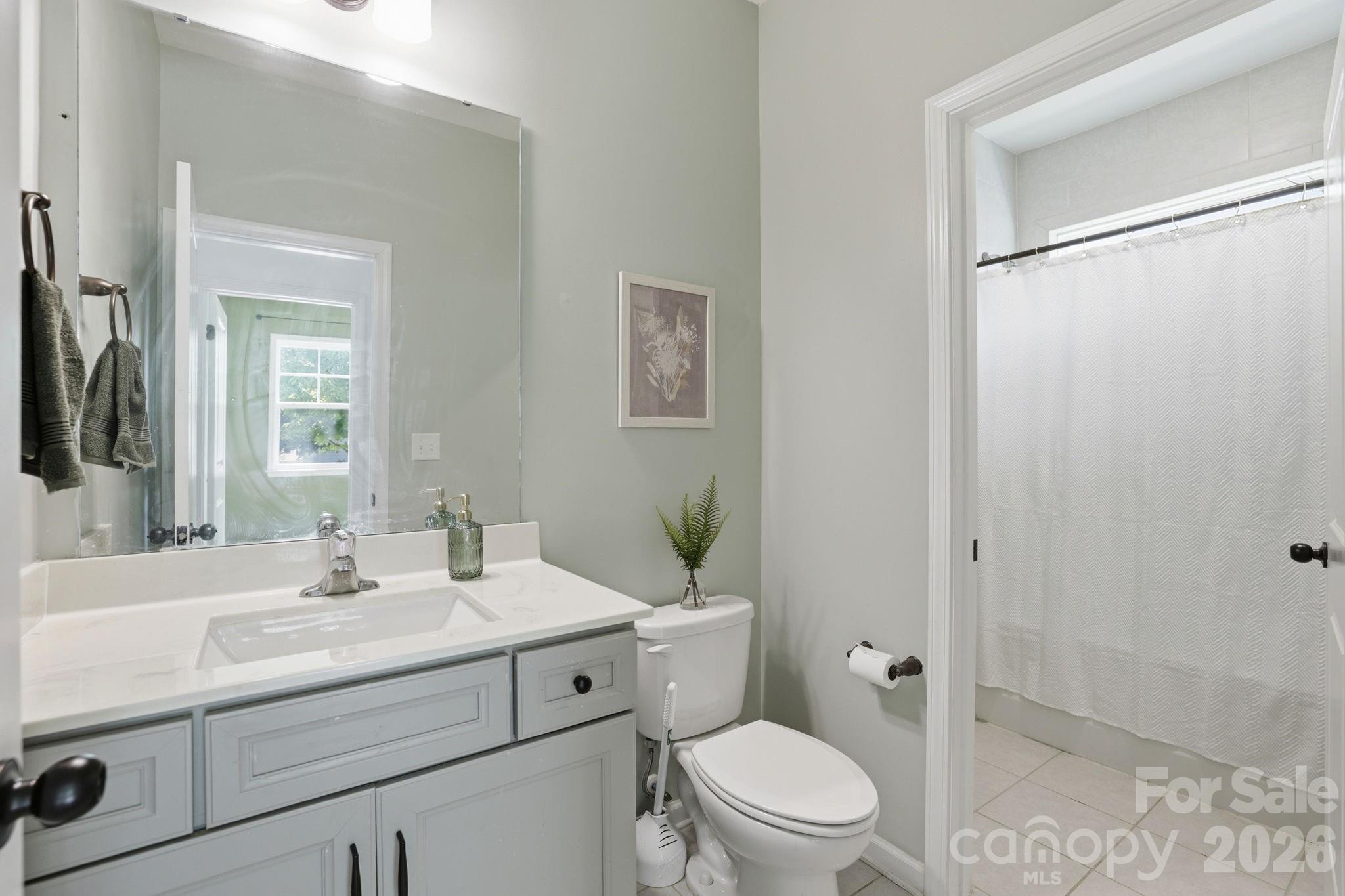 1134 Baldwin Drive — Lancaster