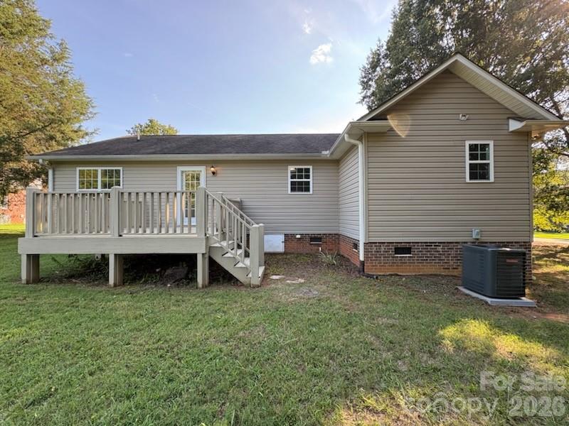 412 W Kirk Street — China Grove