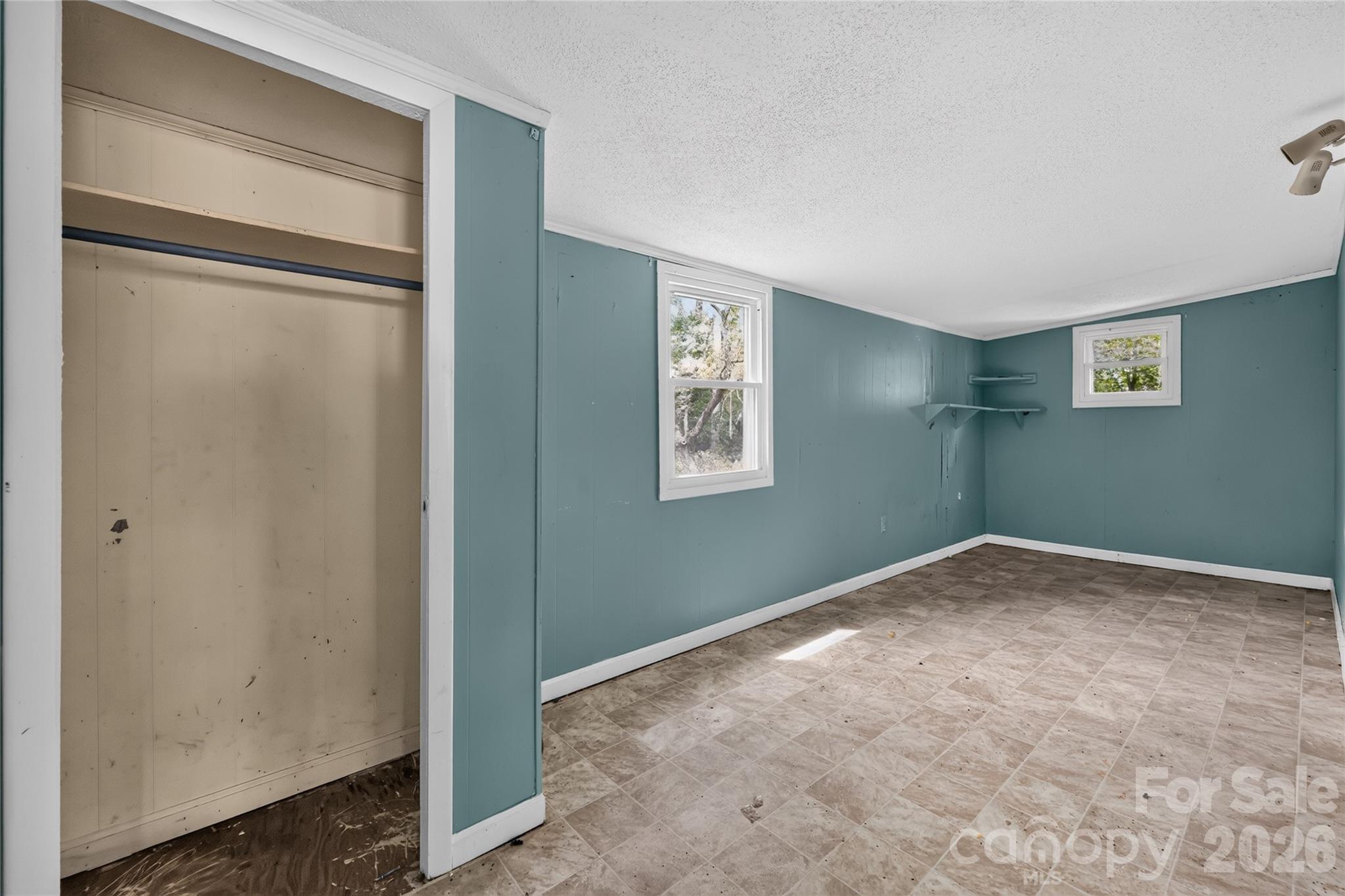 2797 HT Road — Lenoir