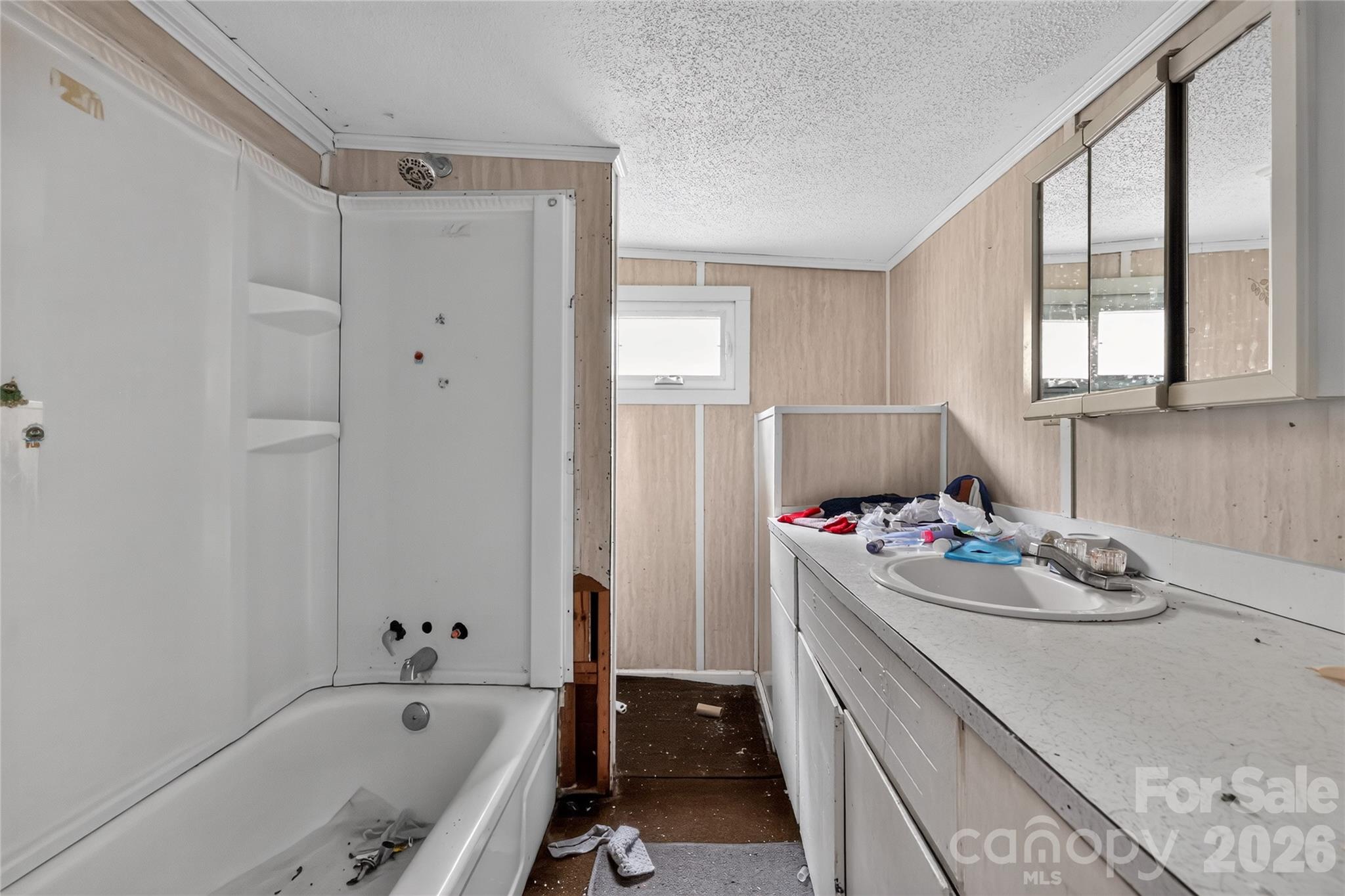 2797 HT Road — Lenoir