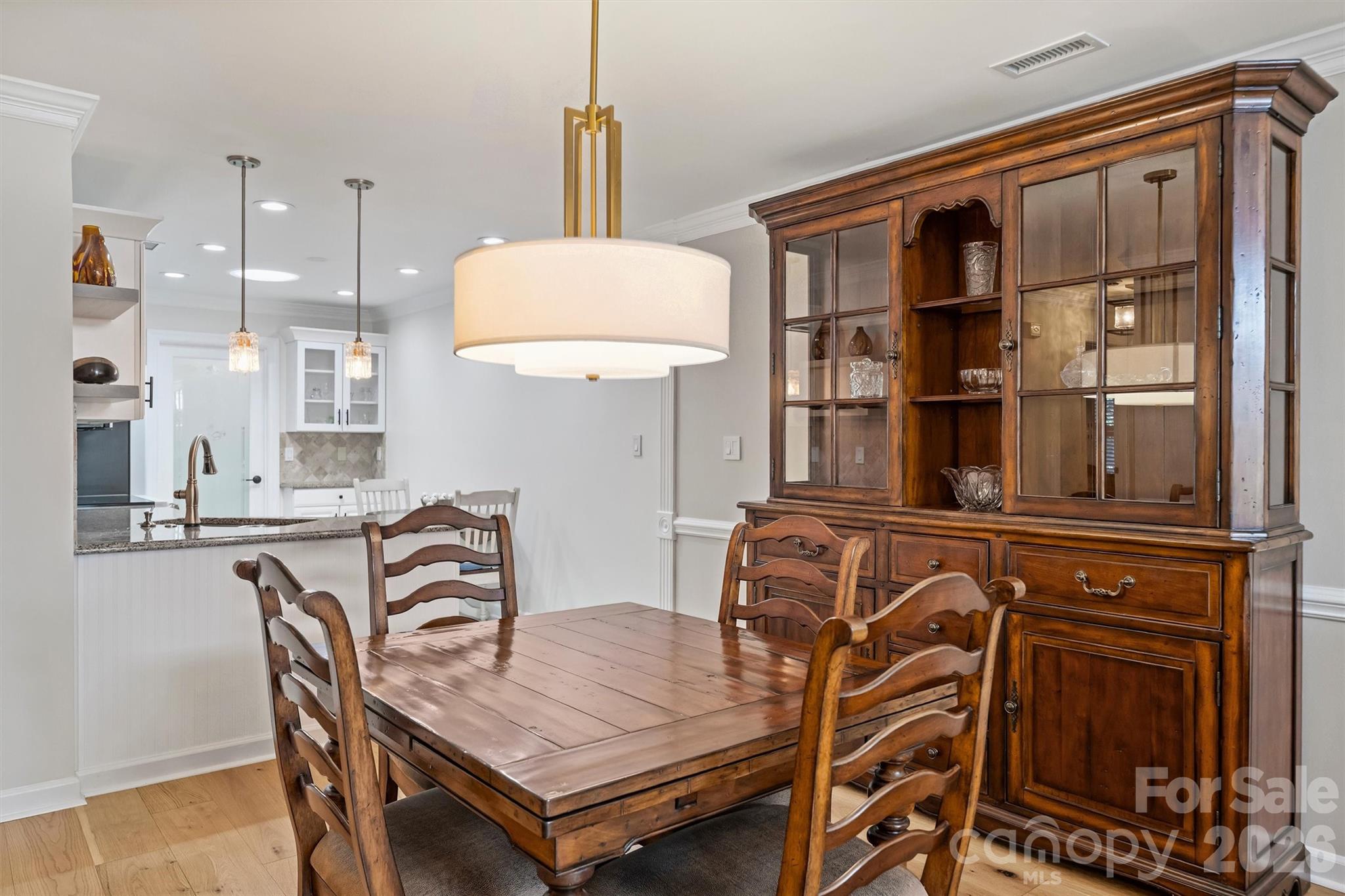 7418 Hurstbourne Green Drive — Charlotte