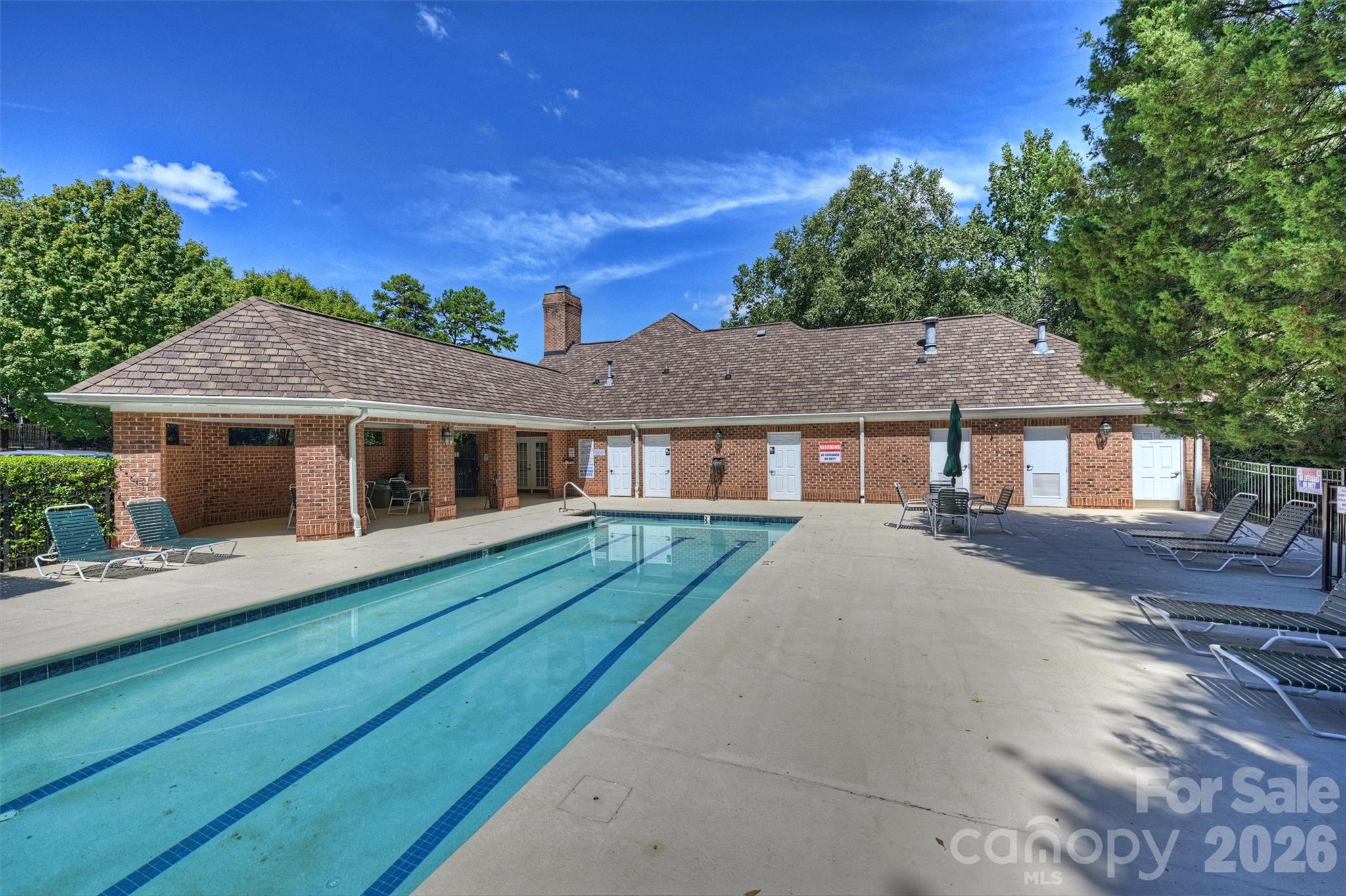 7418 Hurstbourne Green Drive — Charlotte