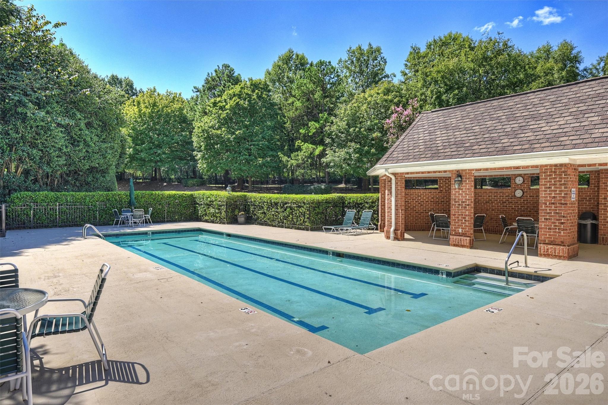 7418 Hurstbourne Green Drive — Charlotte