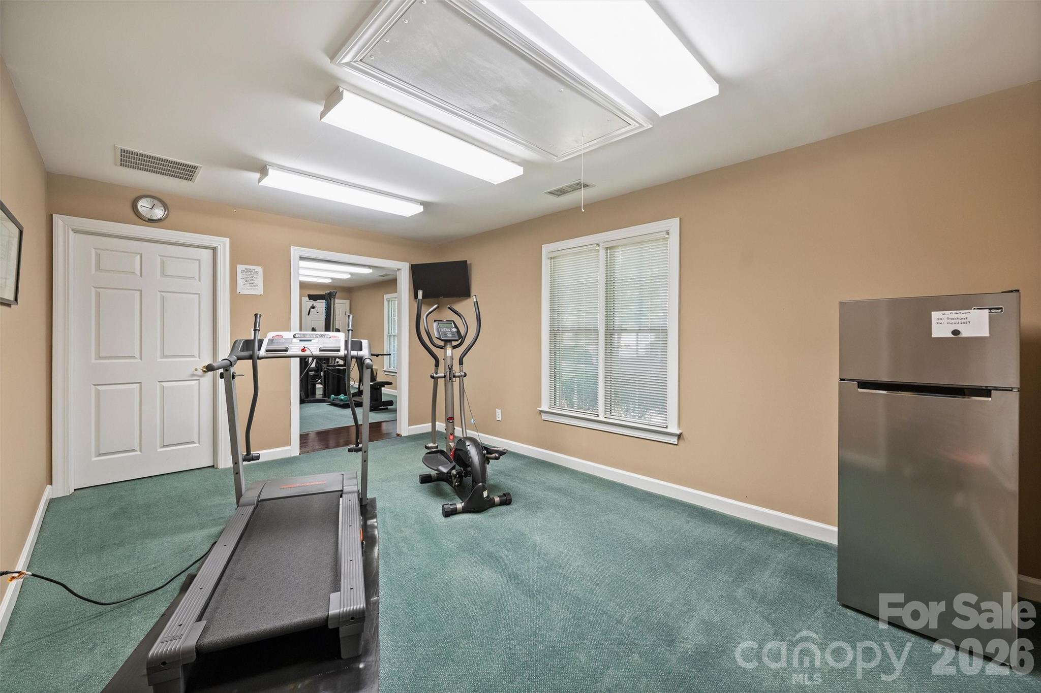 7418 Hurstbourne Green Drive — Charlotte