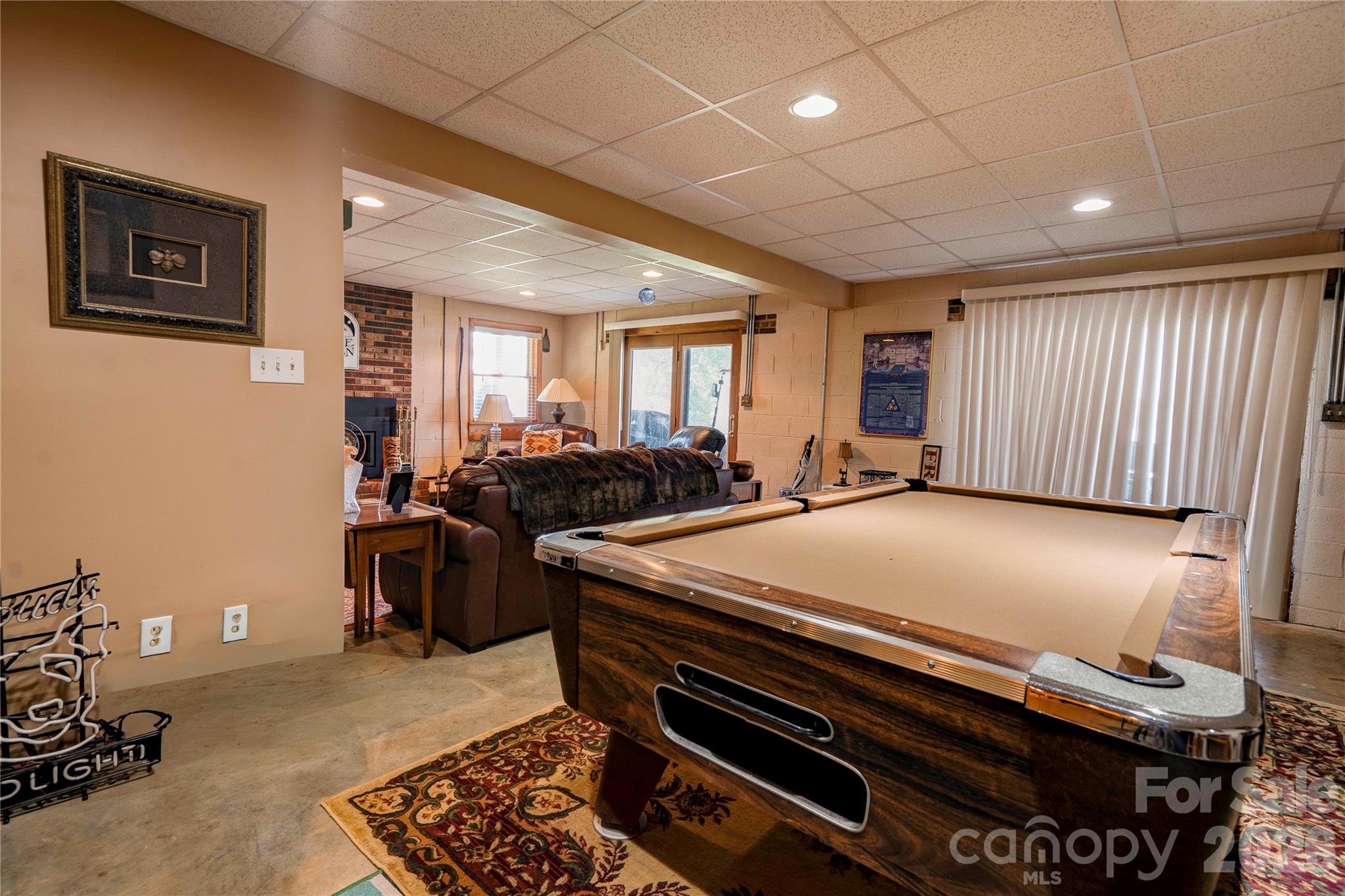 1107 Lake Shore Court — Cherryville