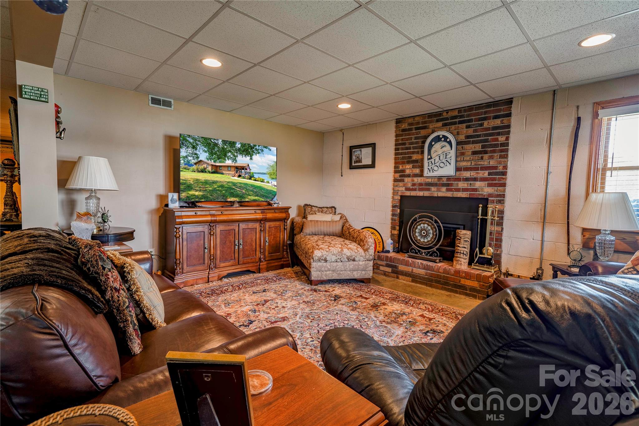 1107 Lake Shore Court — Cherryville