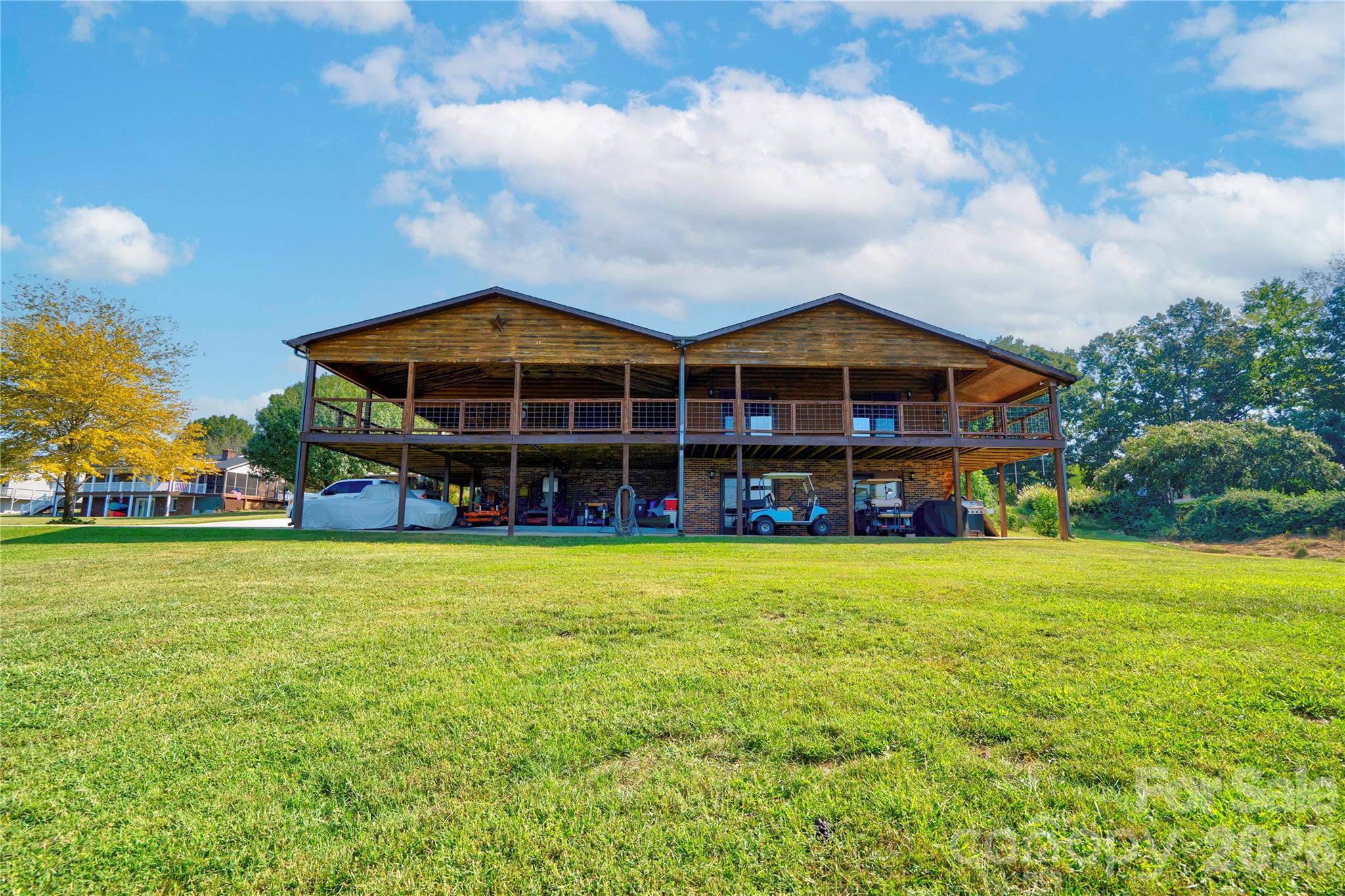 1107 Lake Shore Court — Cherryville