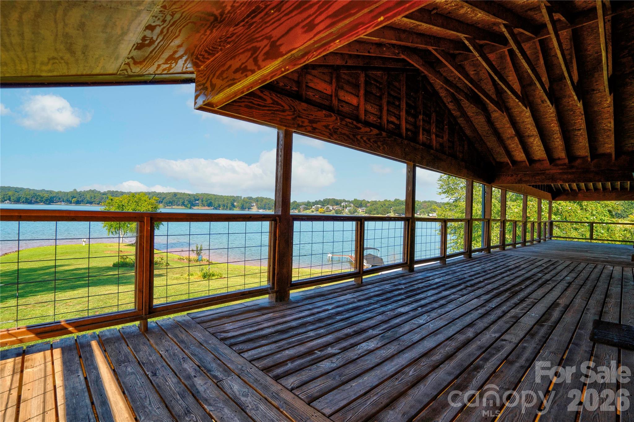 1107 Lake Shore Court — Cherryville