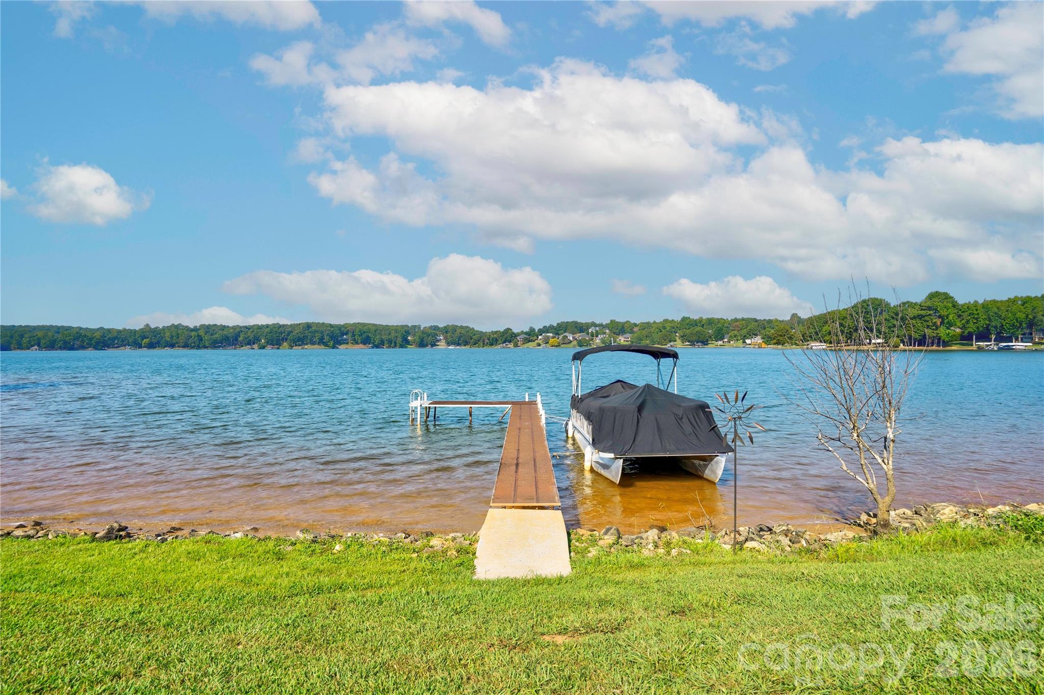 1107 Lake Shore Court — Cherryville