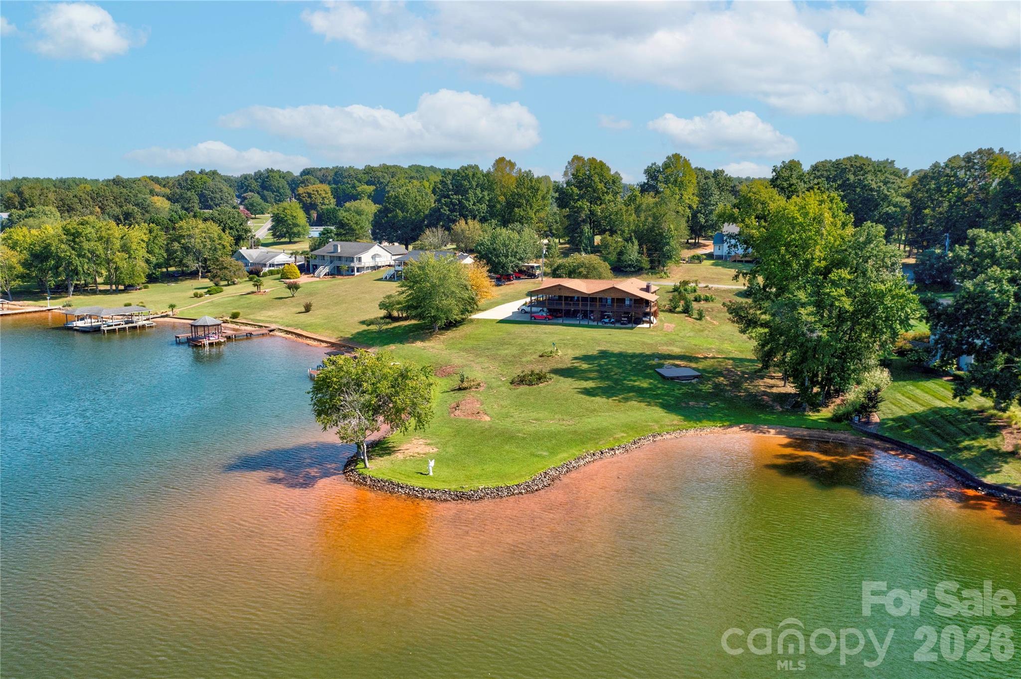 1107 Lake Shore Court — Cherryville