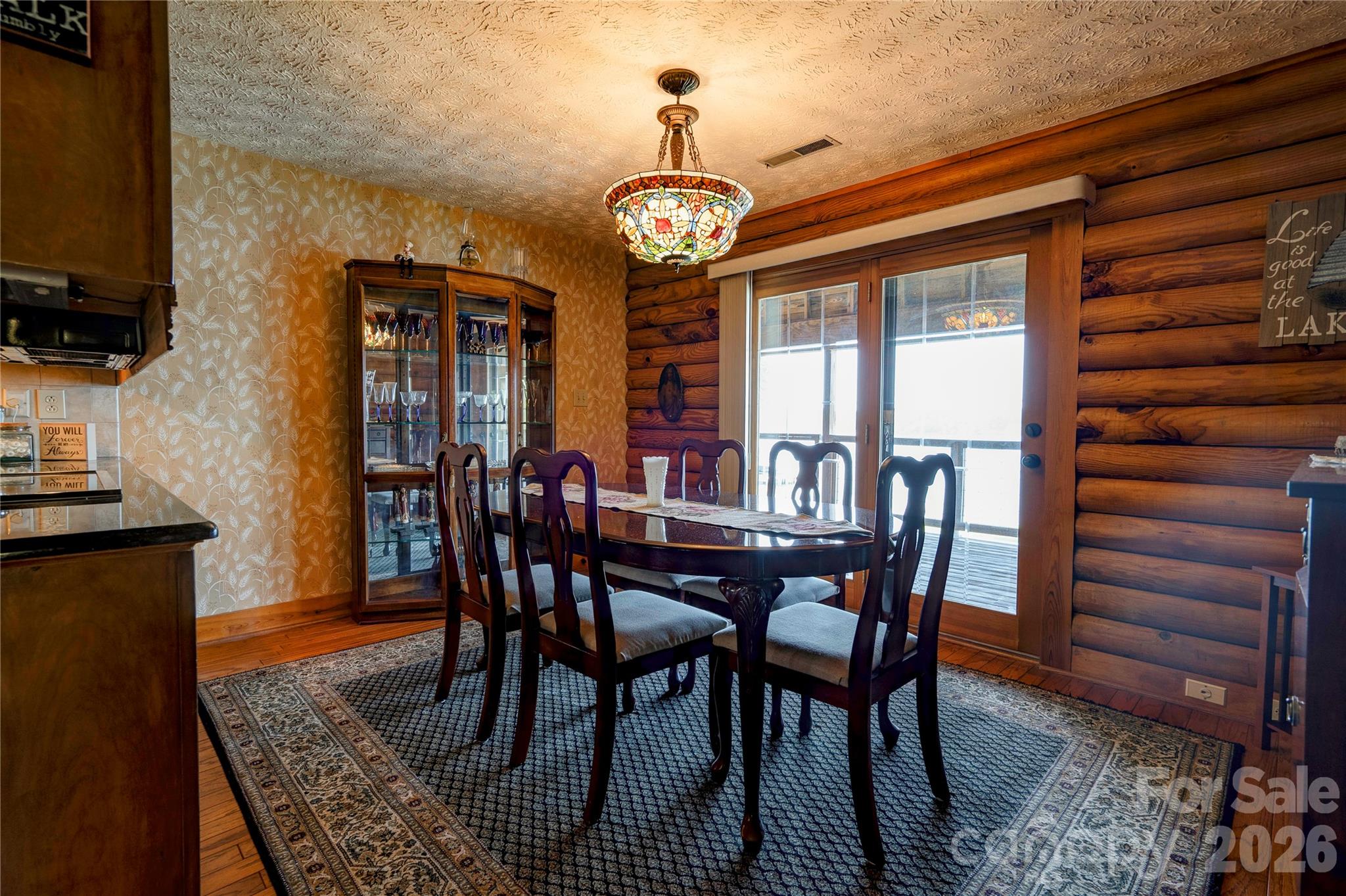 1107 Lake Shore Court — Cherryville