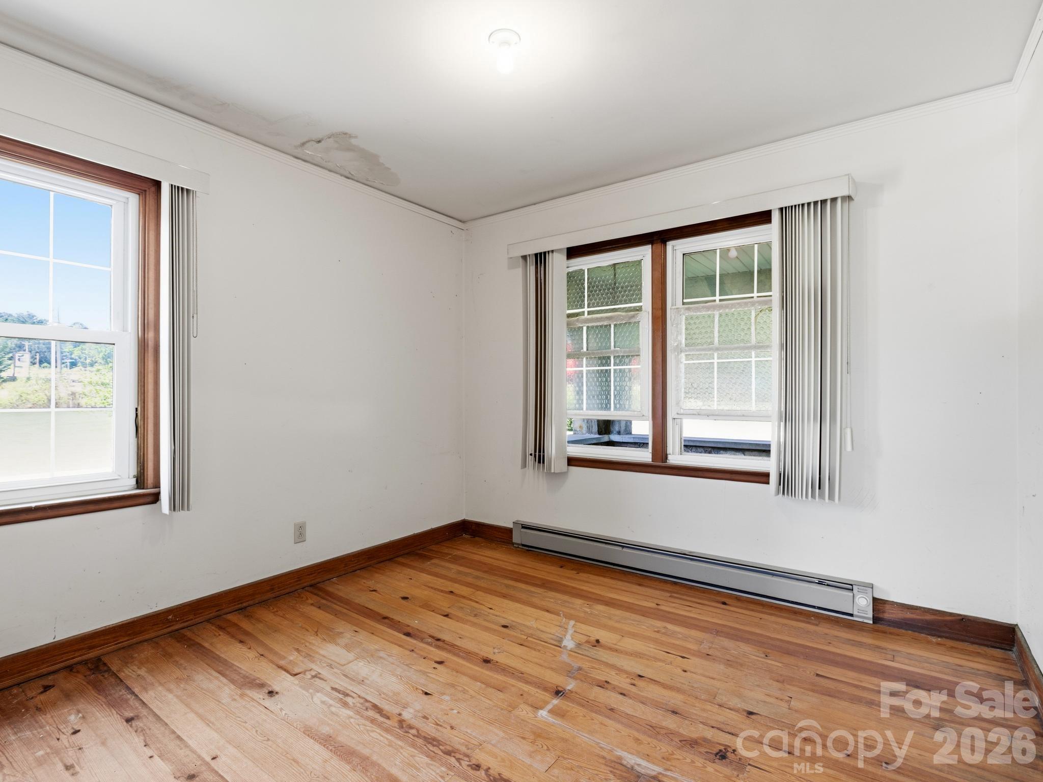1279 Charlotte Highway — Fairview