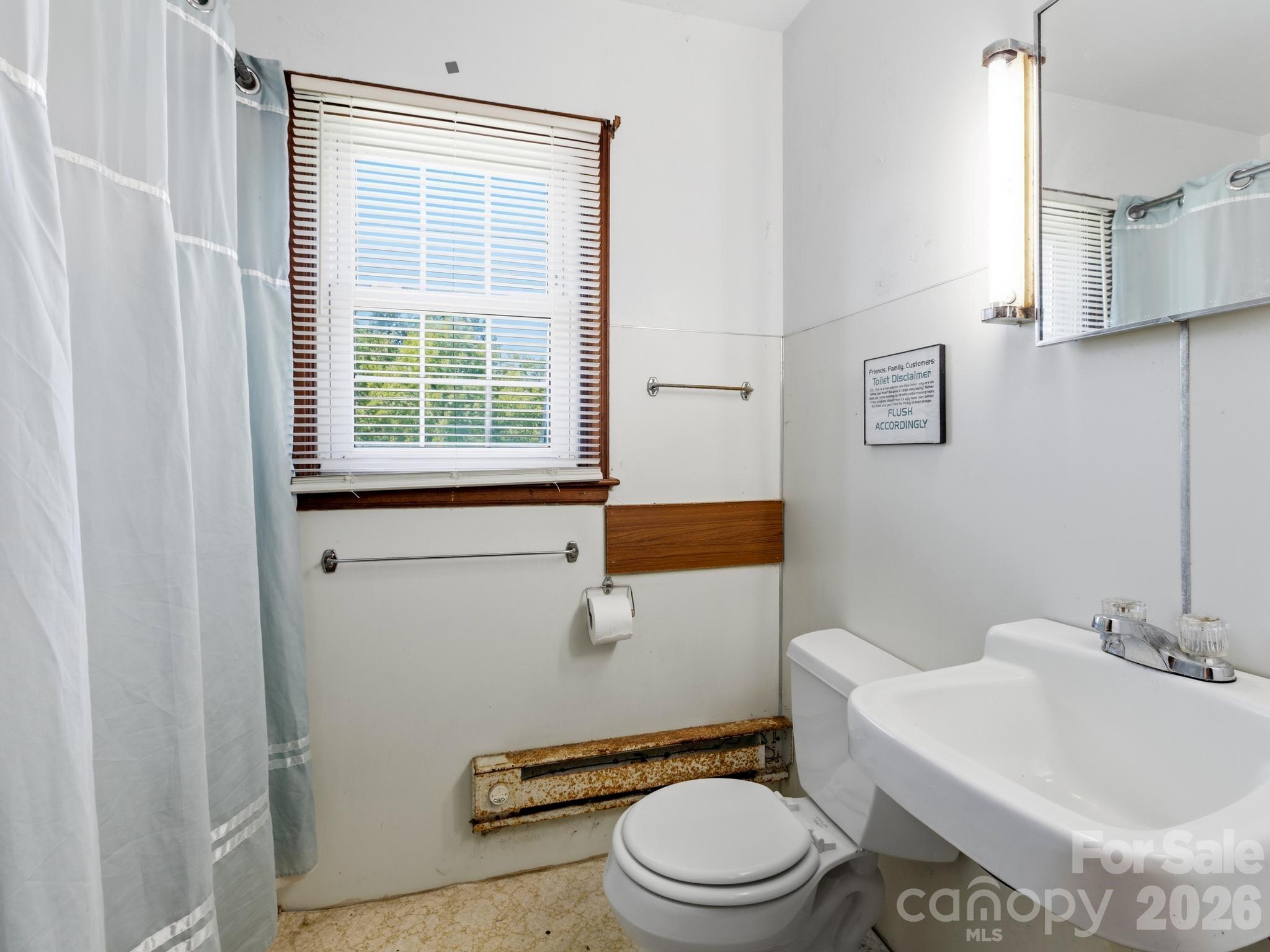 1279 Charlotte Highway — Fairview
