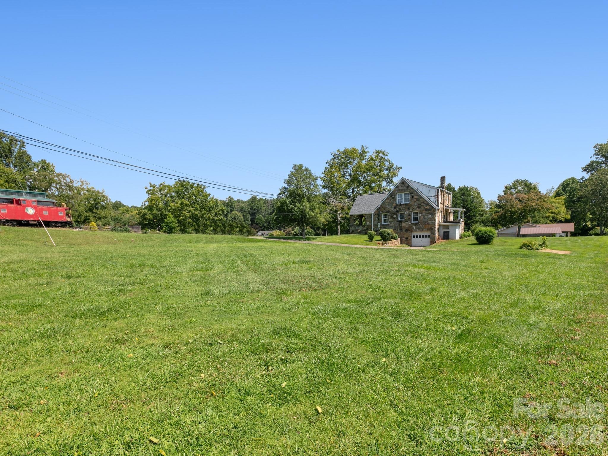 1279 Charlotte Highway — Fairview