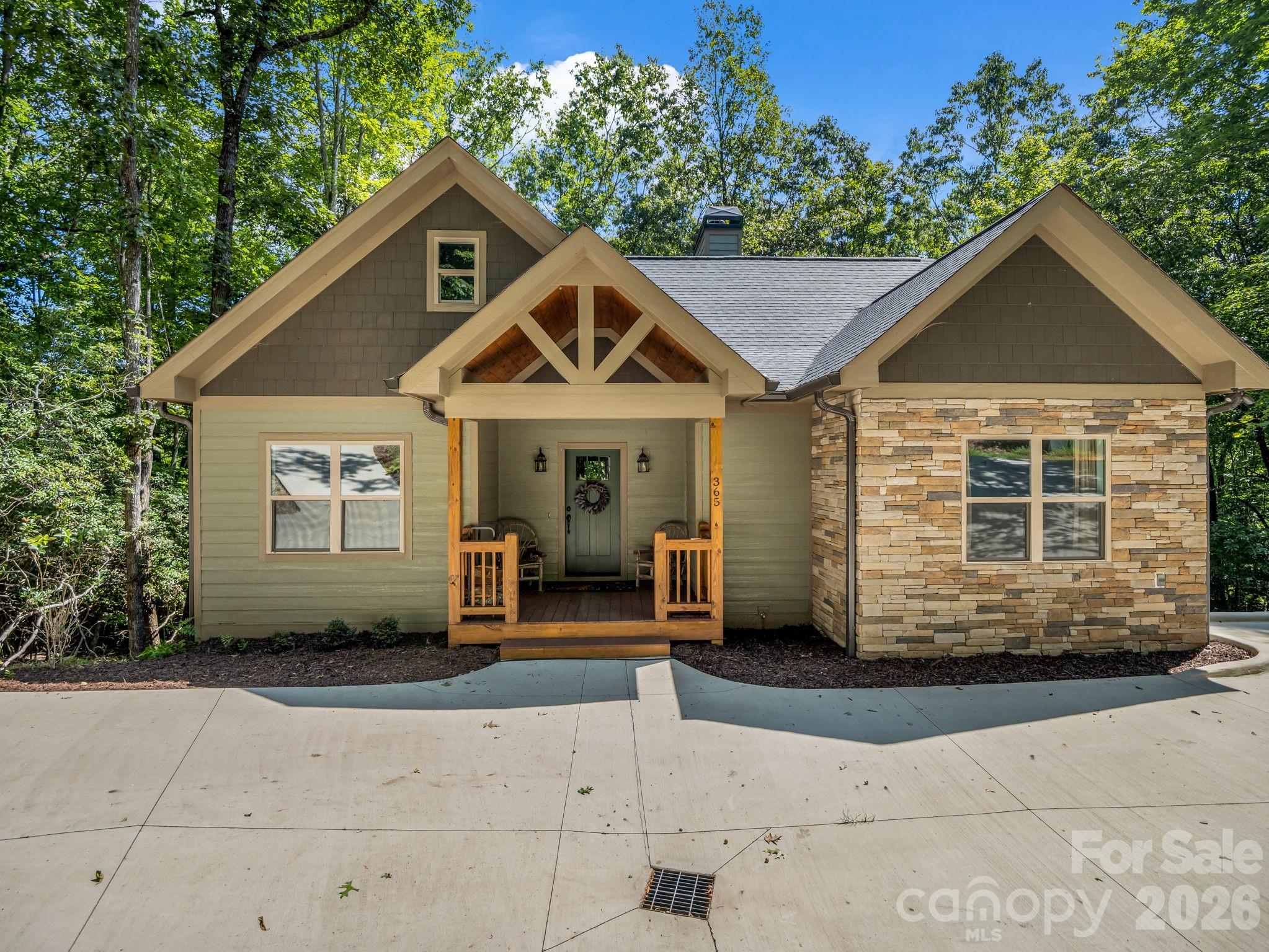 365 Utsonati Lane — Brevard
