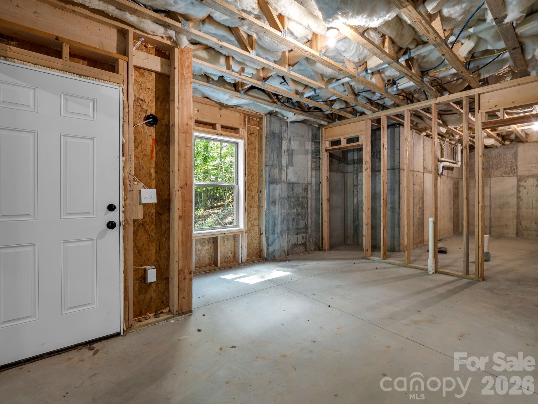 365 Utsonati Lane — Brevard