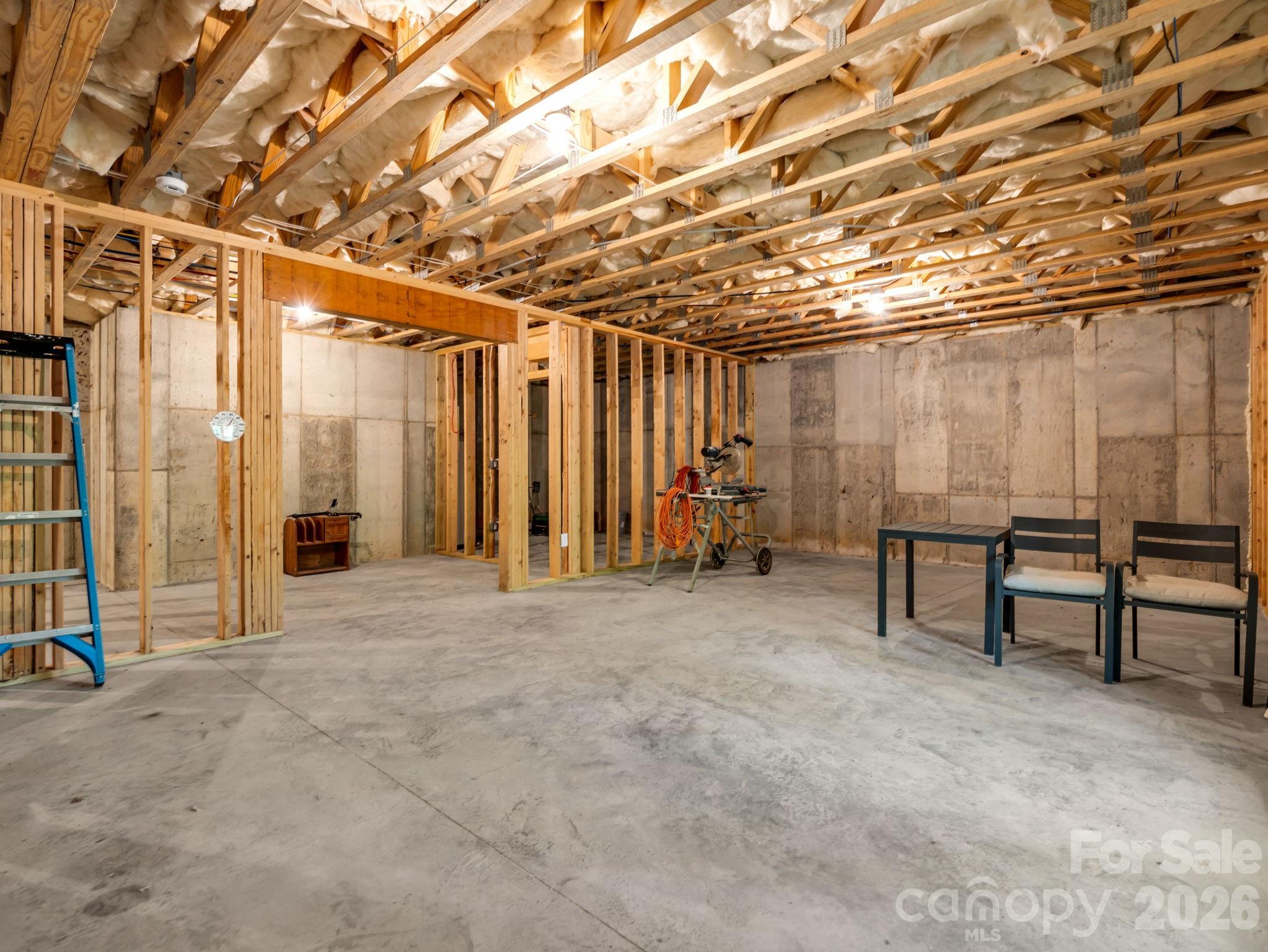 365 Utsonati Lane — Brevard