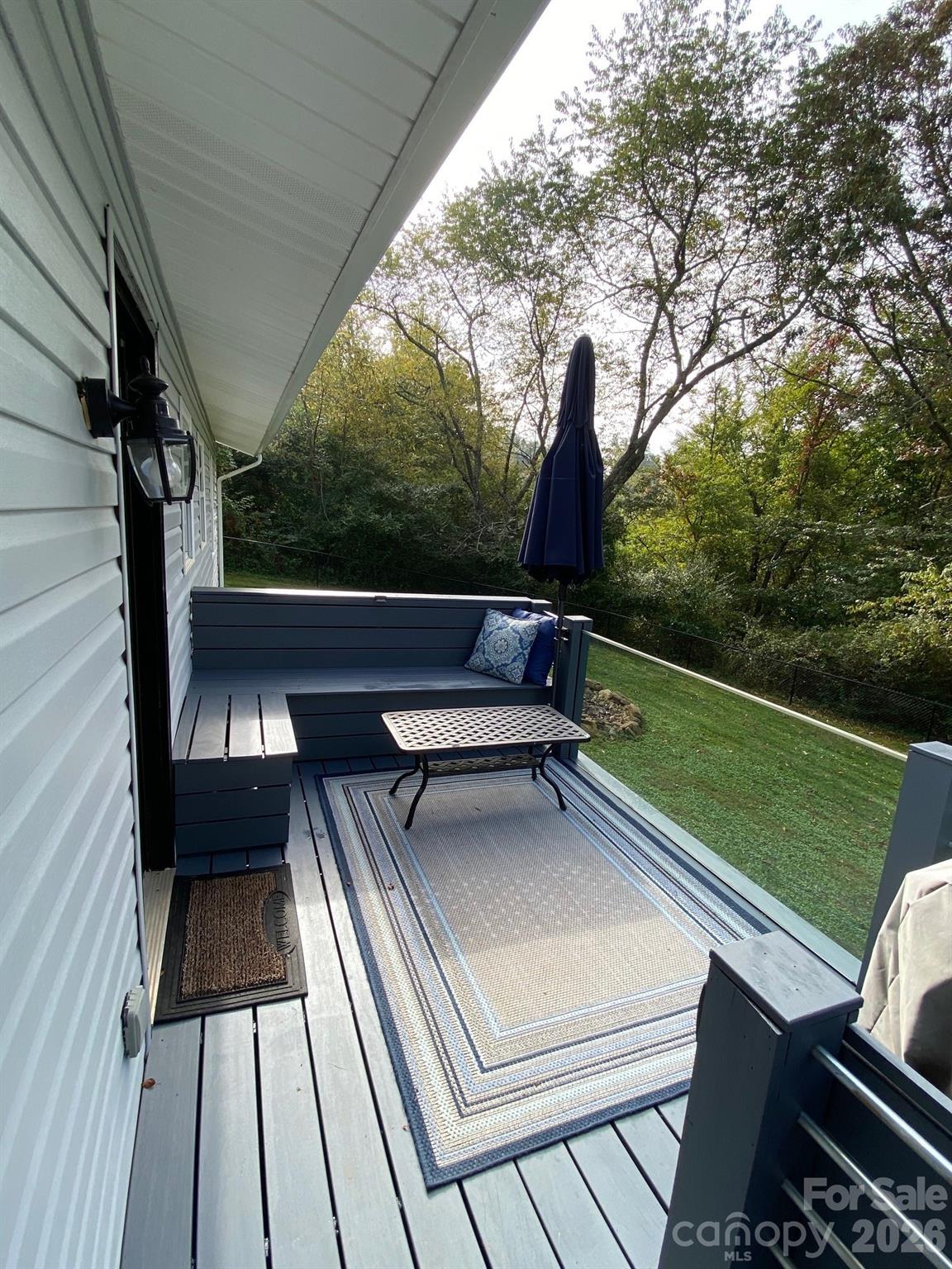92 Salem Road — Weaverville