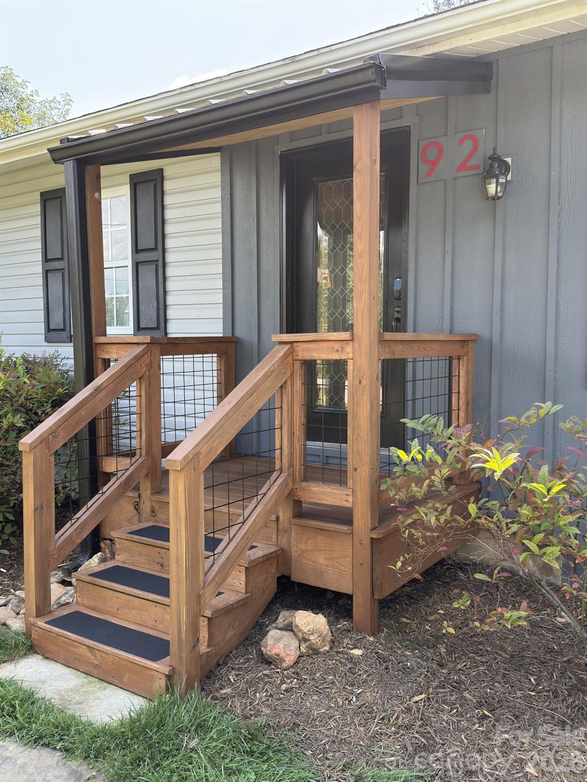 92 Salem Road — Weaverville