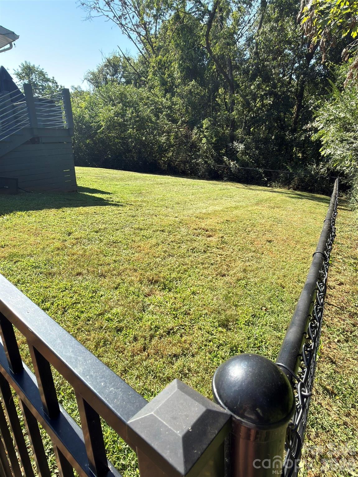 92 Salem Road — Weaverville
