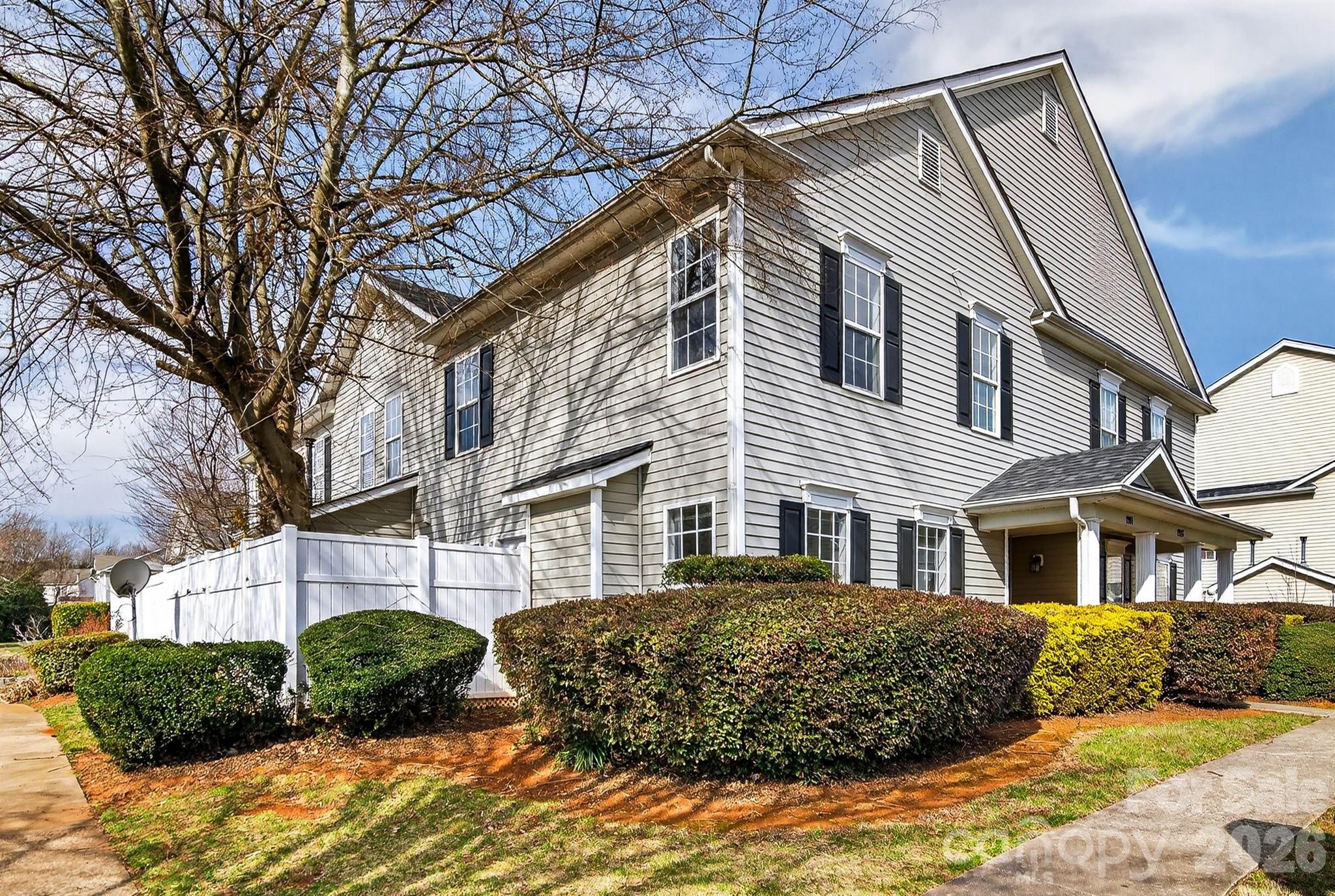 1911 Flushing Court — Charlotte