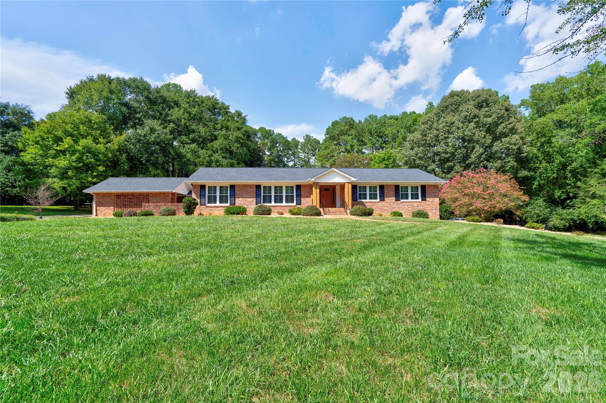 1235 Brookwood Road — Shelby