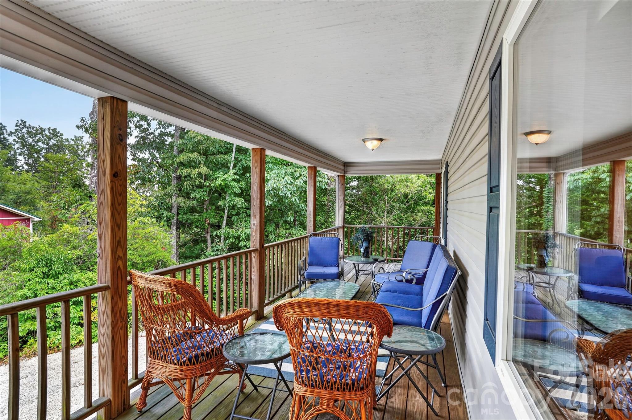 44 Autumn View Drive — Hendersonville