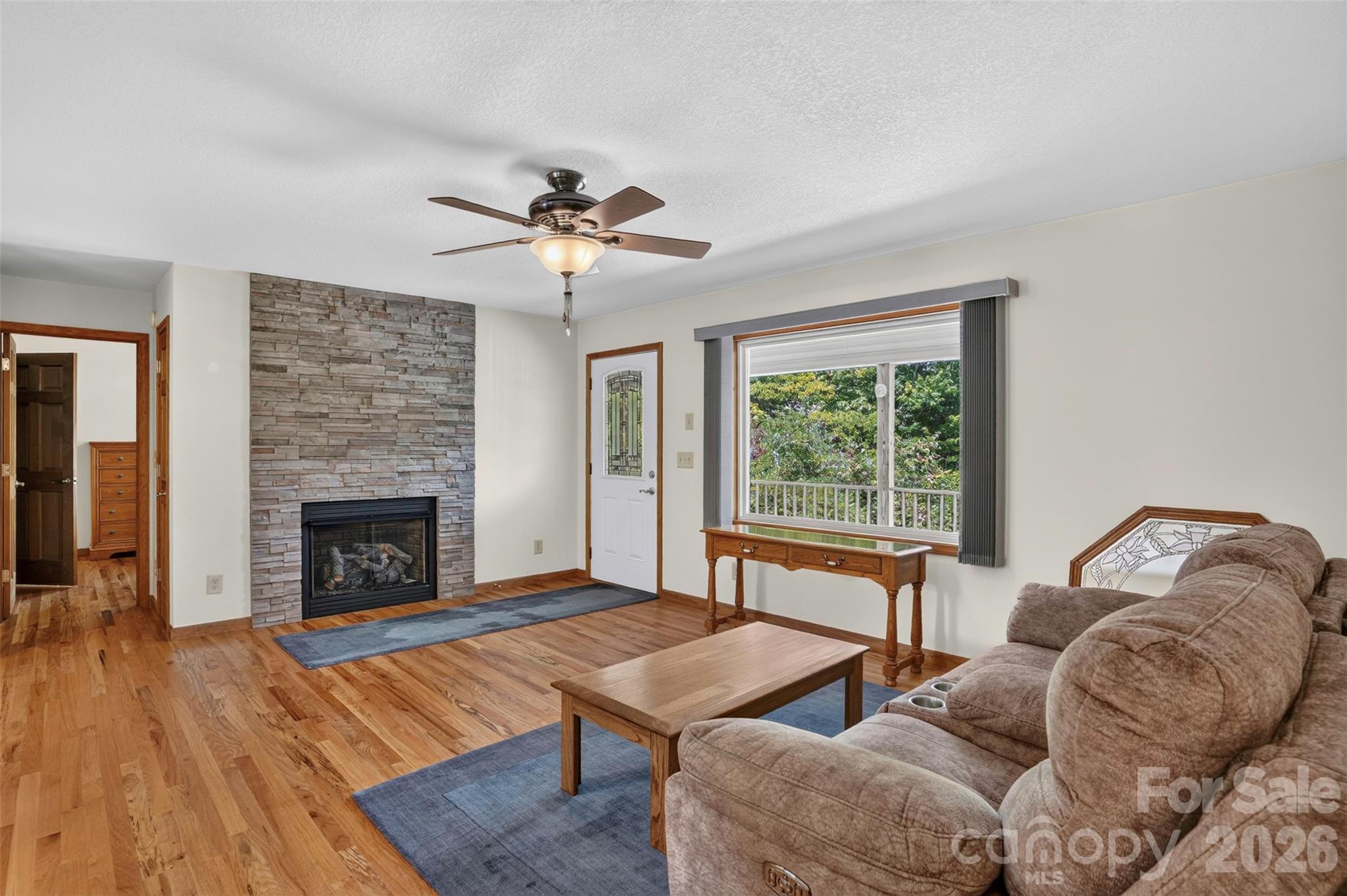 44 Autumn View Drive — Hendersonville