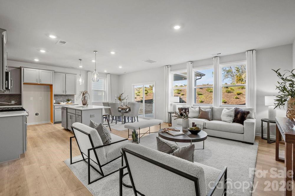 308 Fincastle Glen Road — Shelby