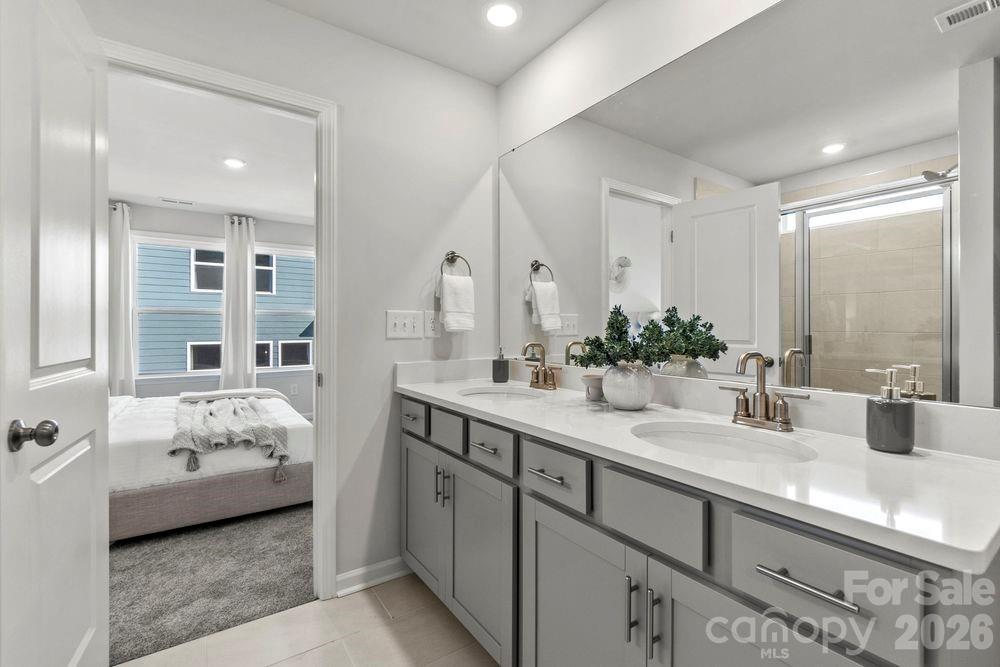 308 Fincastle Glen Road — Shelby