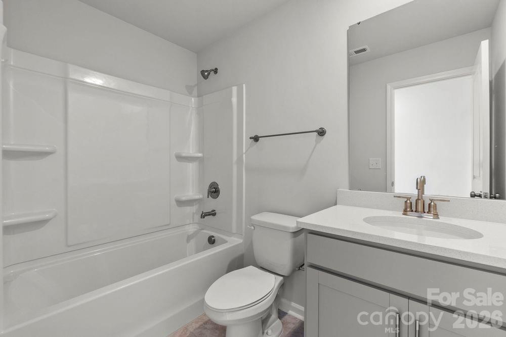 308 Fincastle Glen Road — Shelby