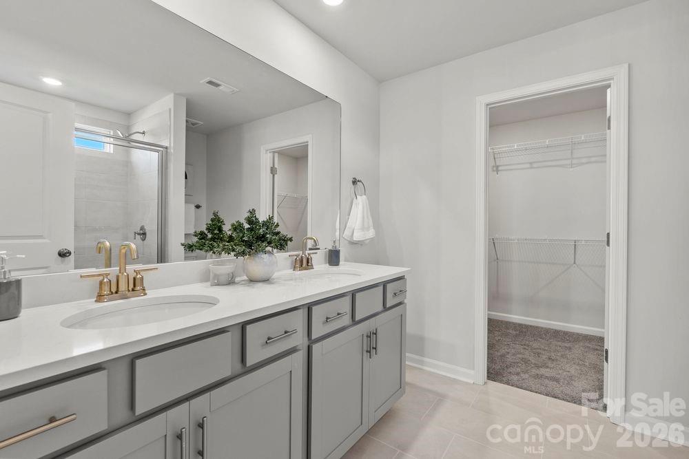 308 Fincastle Glen Road — Shelby