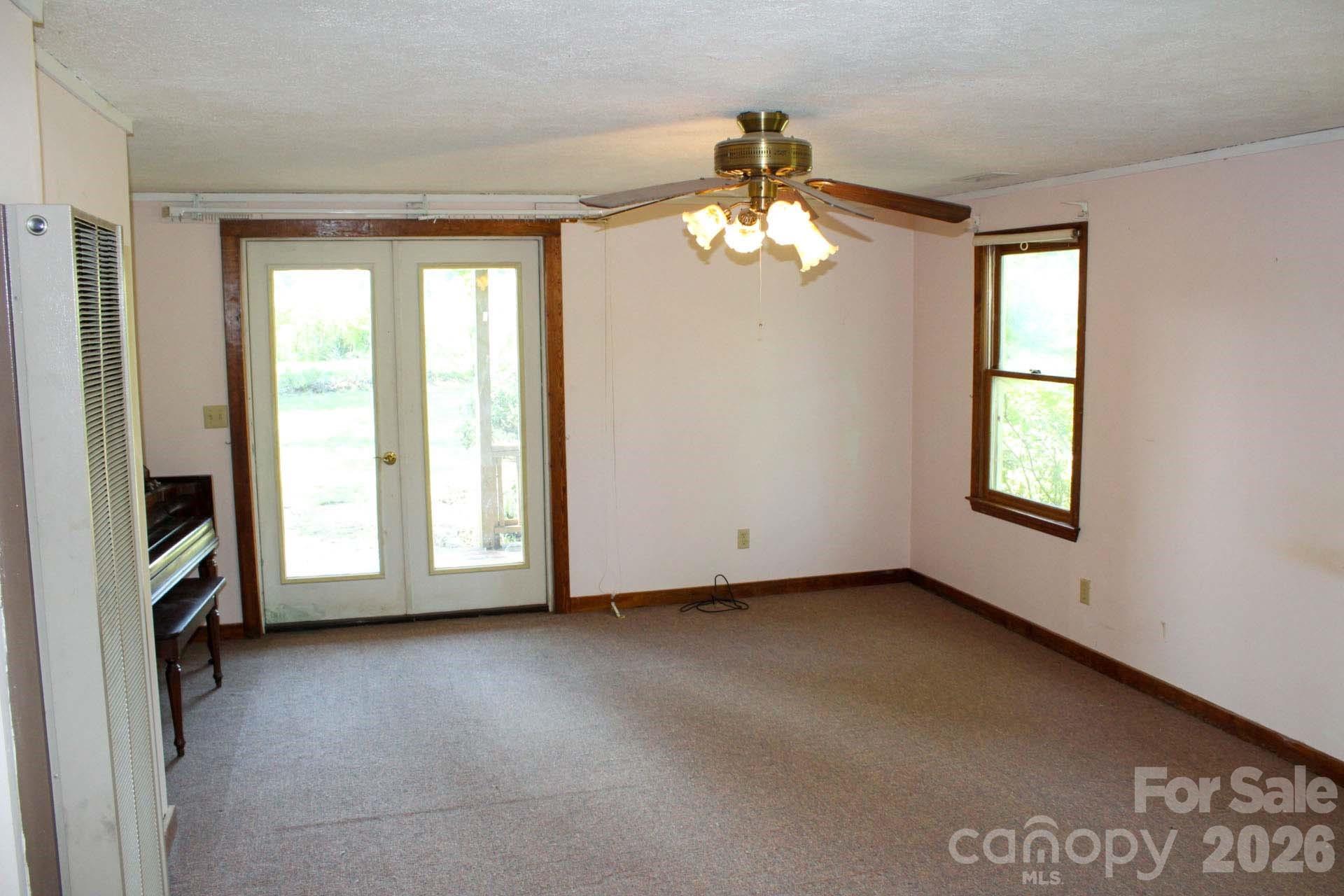 70 Fox Mountain Road — Columbus