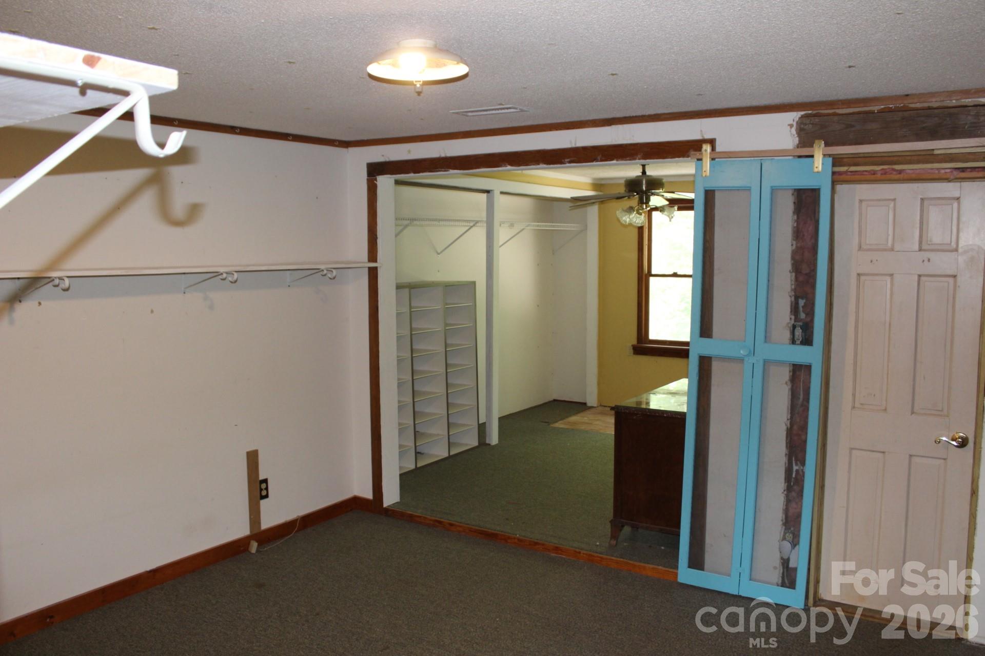 70 Fox Mountain Road — Columbus