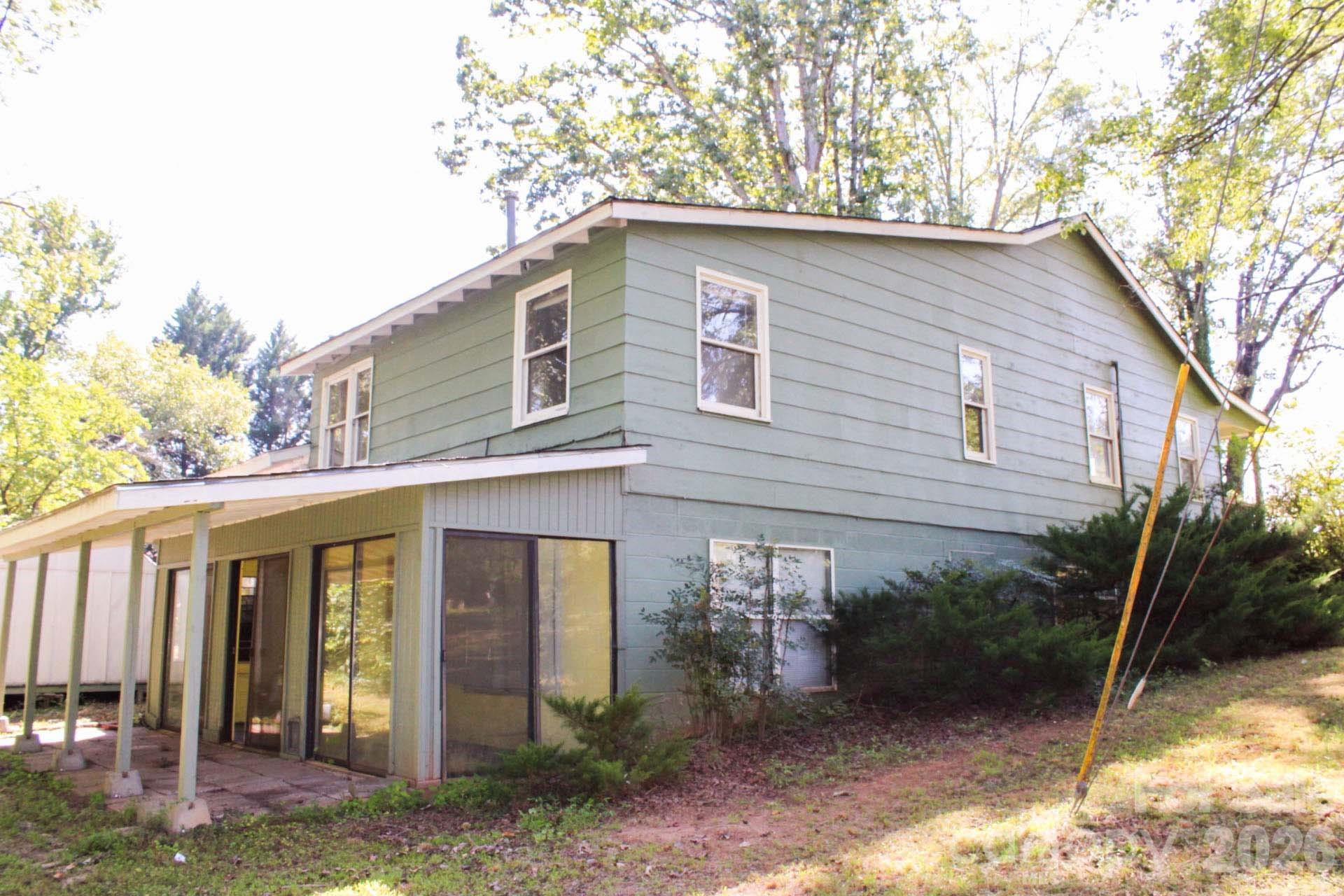 70 Fox Mountain Road — Columbus