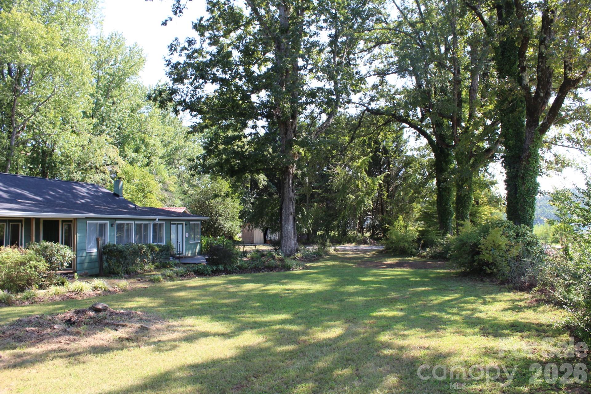 70 Fox Mountain Road — Columbus