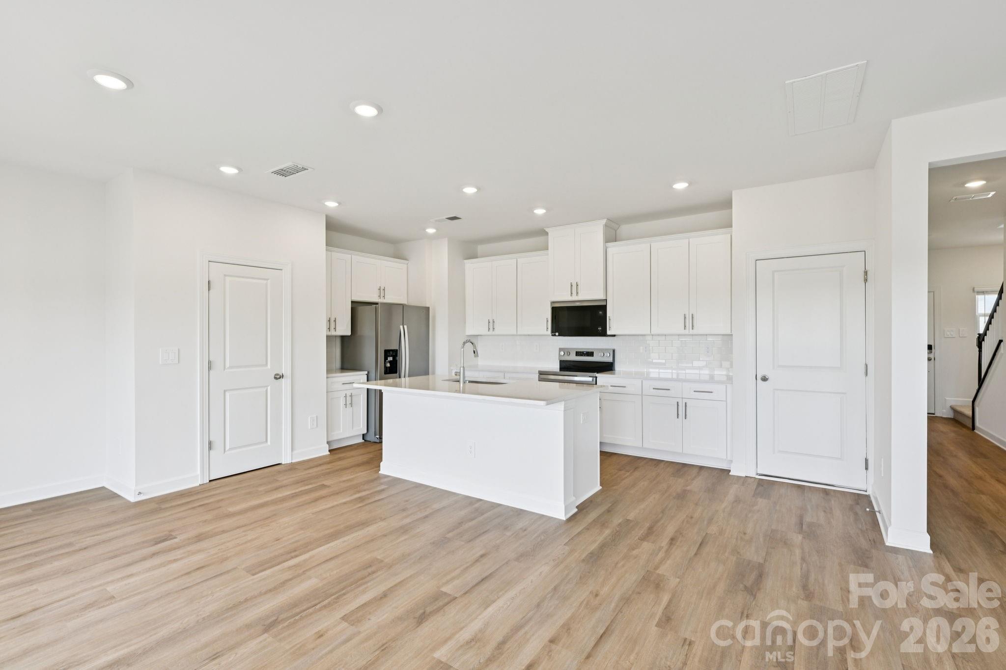 5060 Poplin Valley — Cherryville