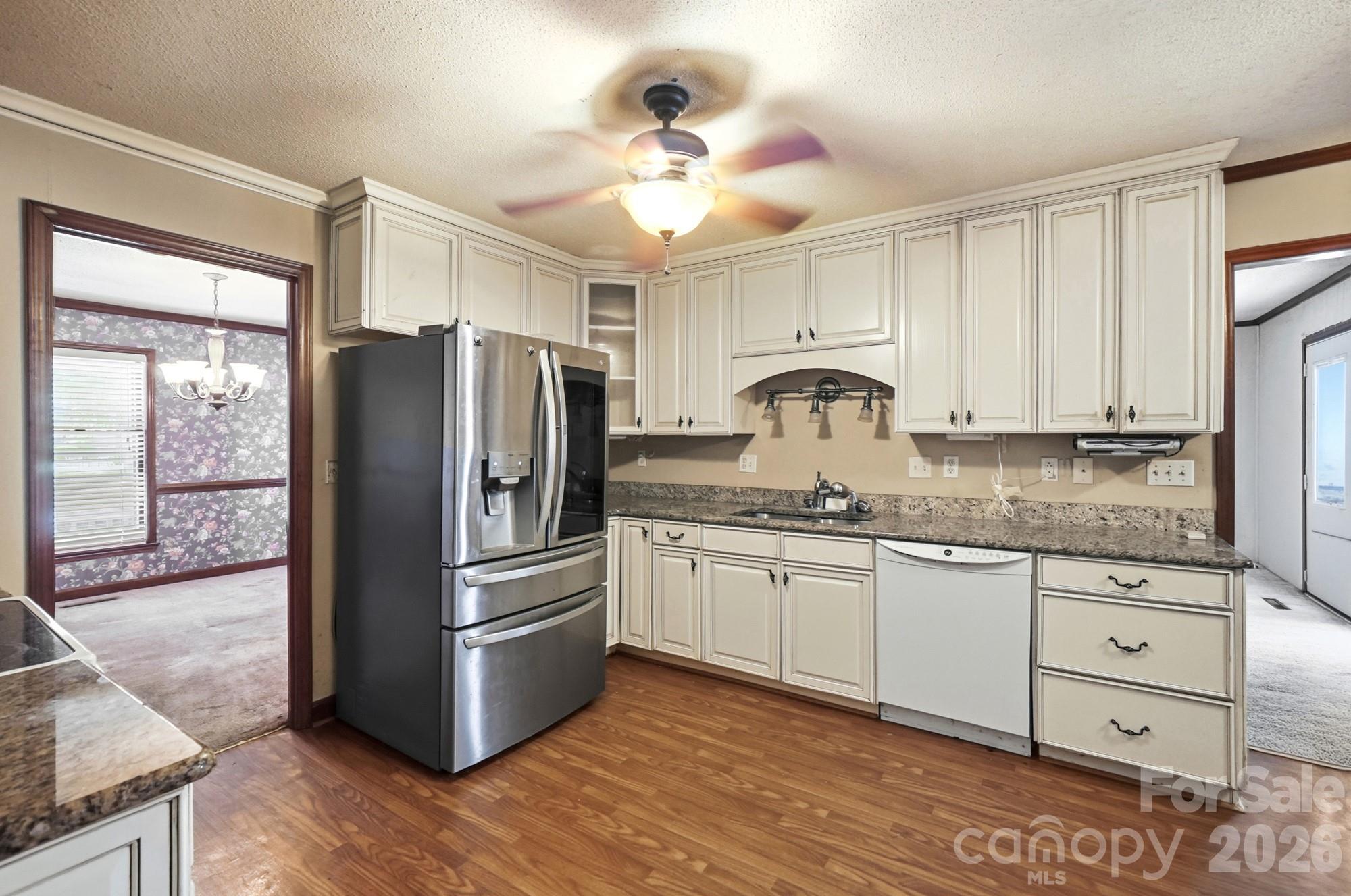 3321 Chilham Place — Charlotte