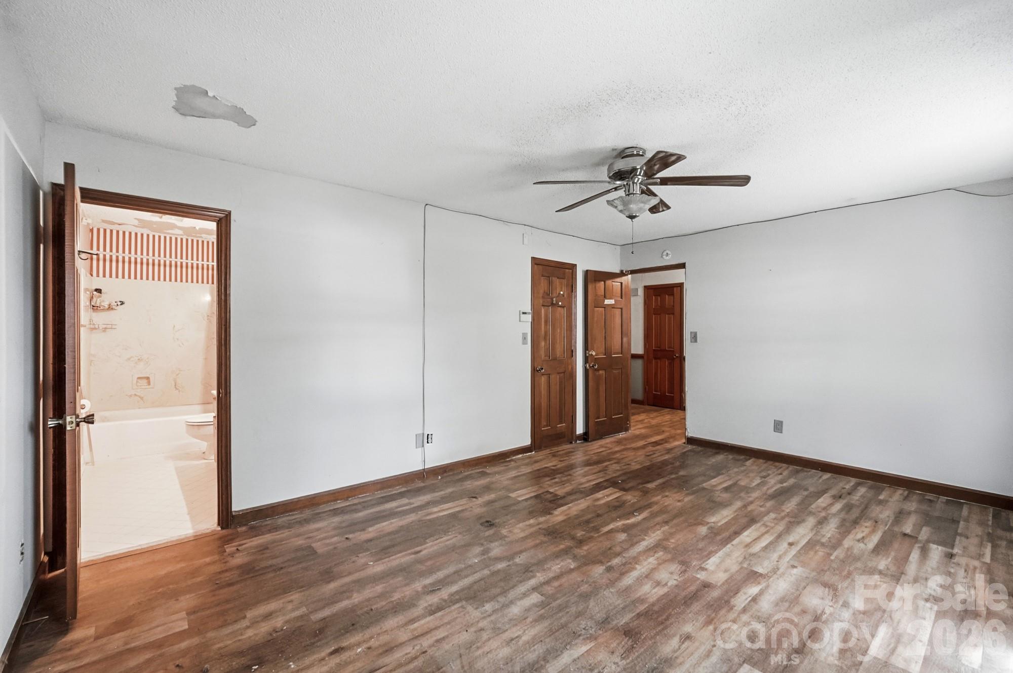 3321 Chilham Place — Charlotte