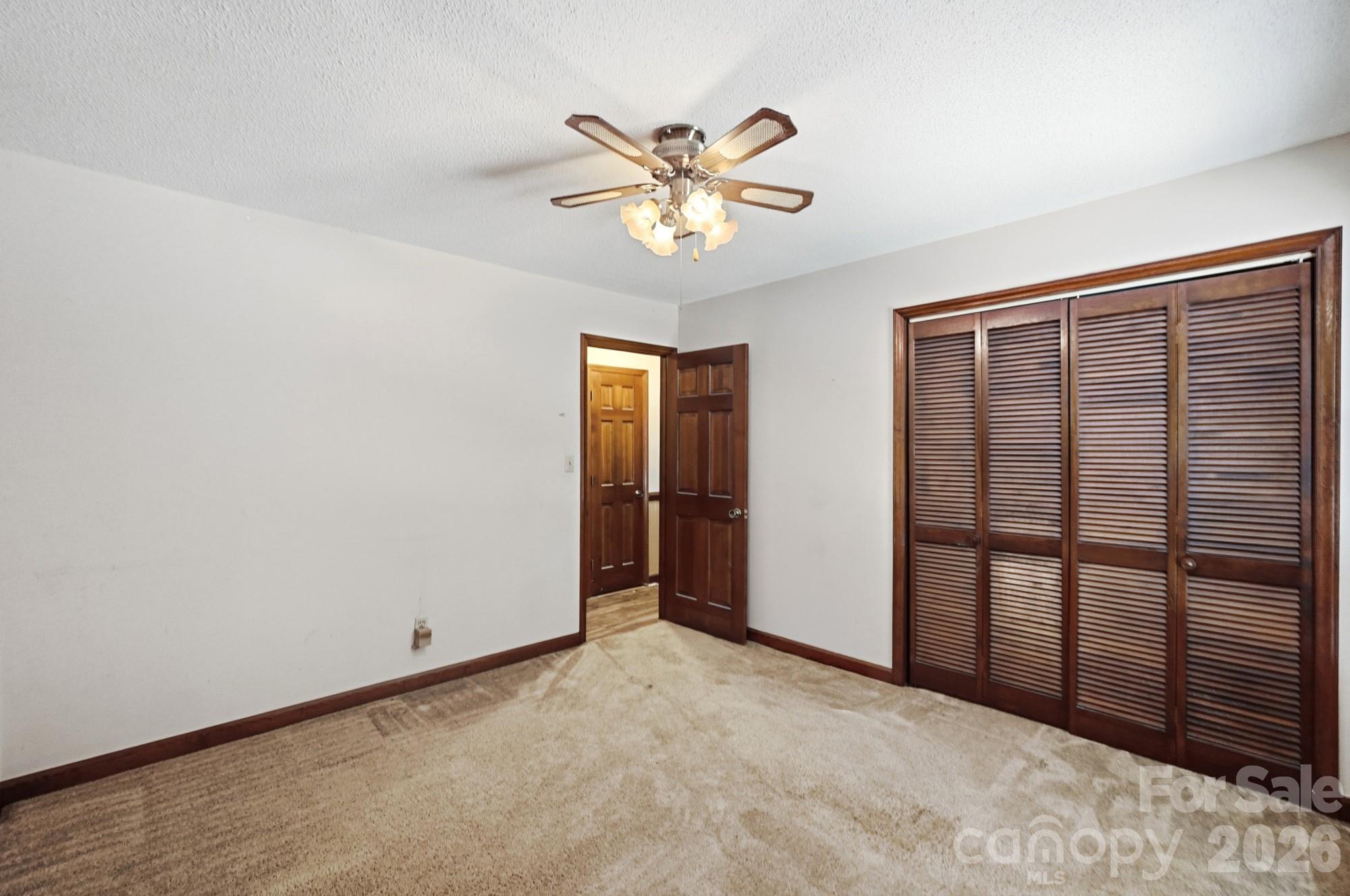 3321 Chilham Place — Charlotte