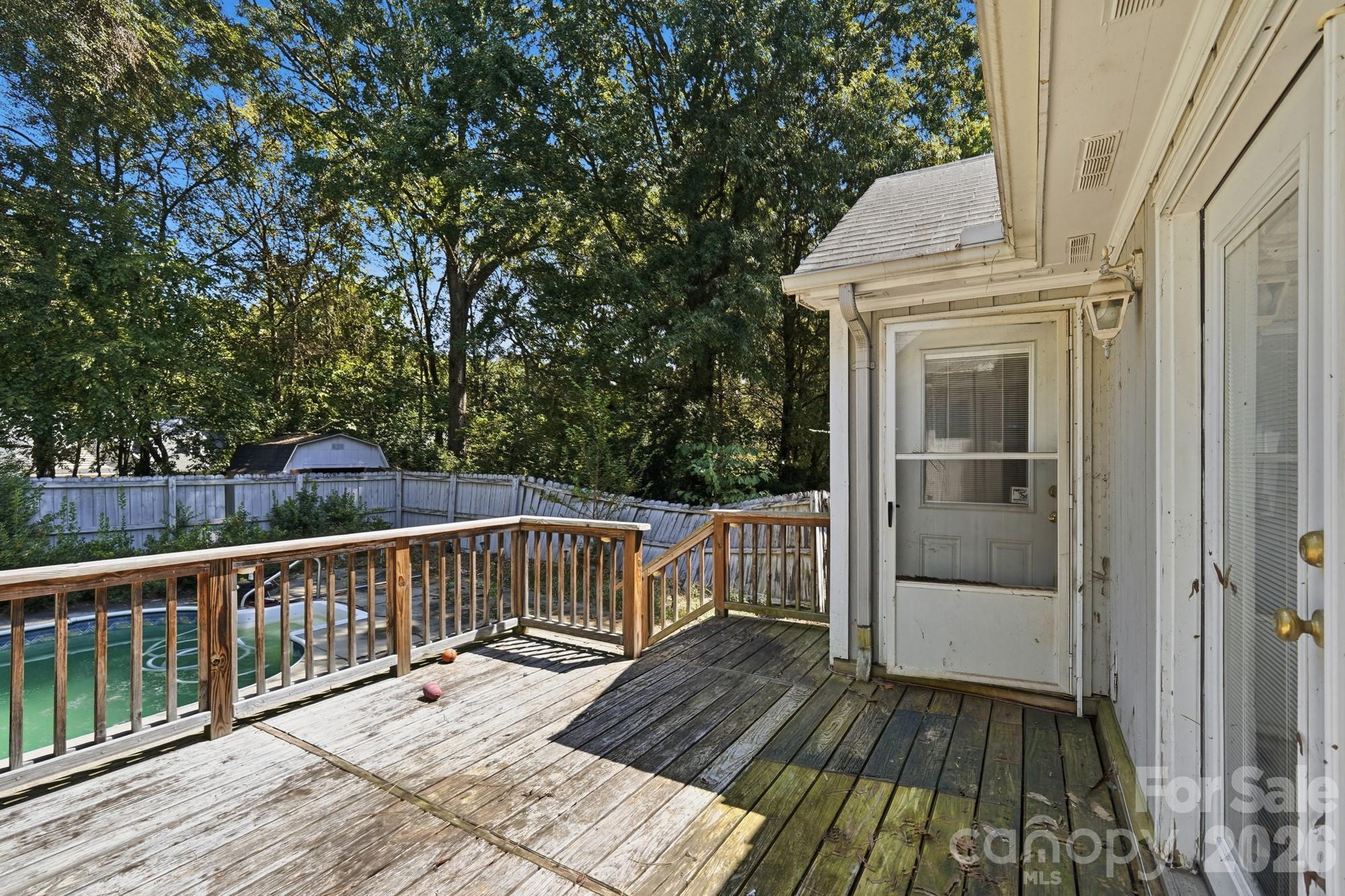 3321 Chilham Place — Charlotte