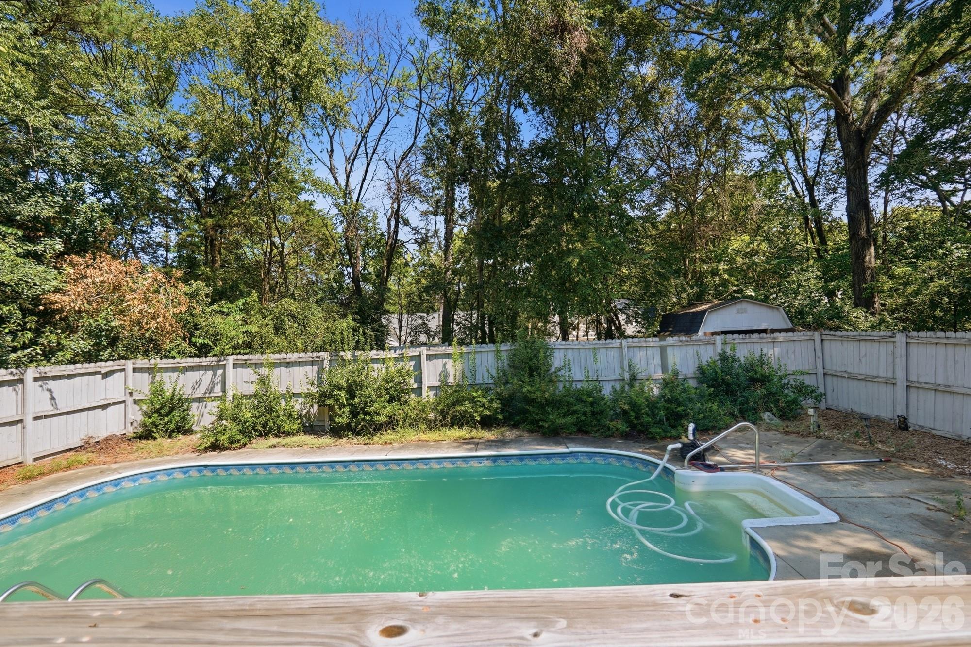 3321 Chilham Place — Charlotte