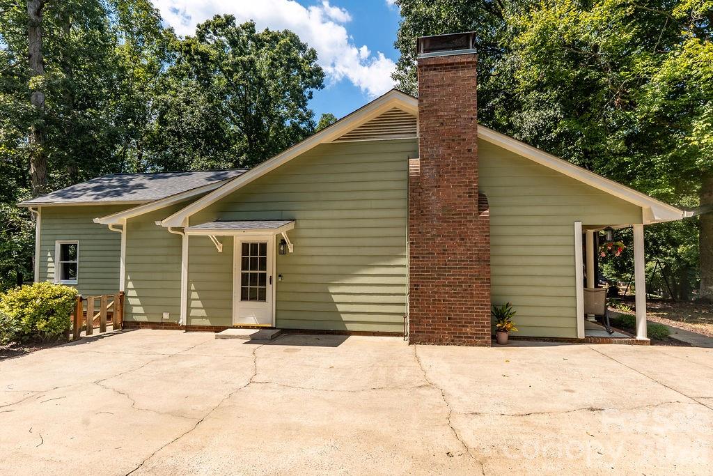 309 Treeline Drive — Belmont