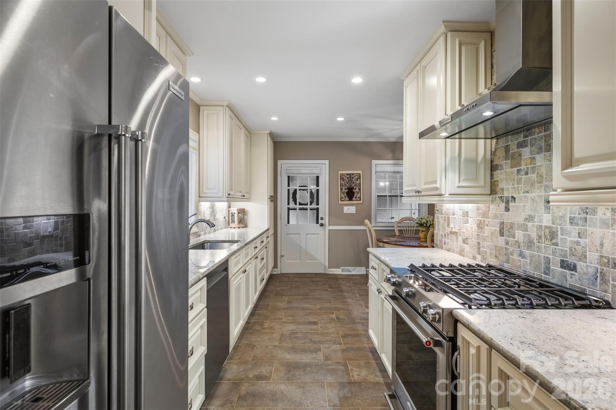 1009 Bearmore Drive — Charlotte